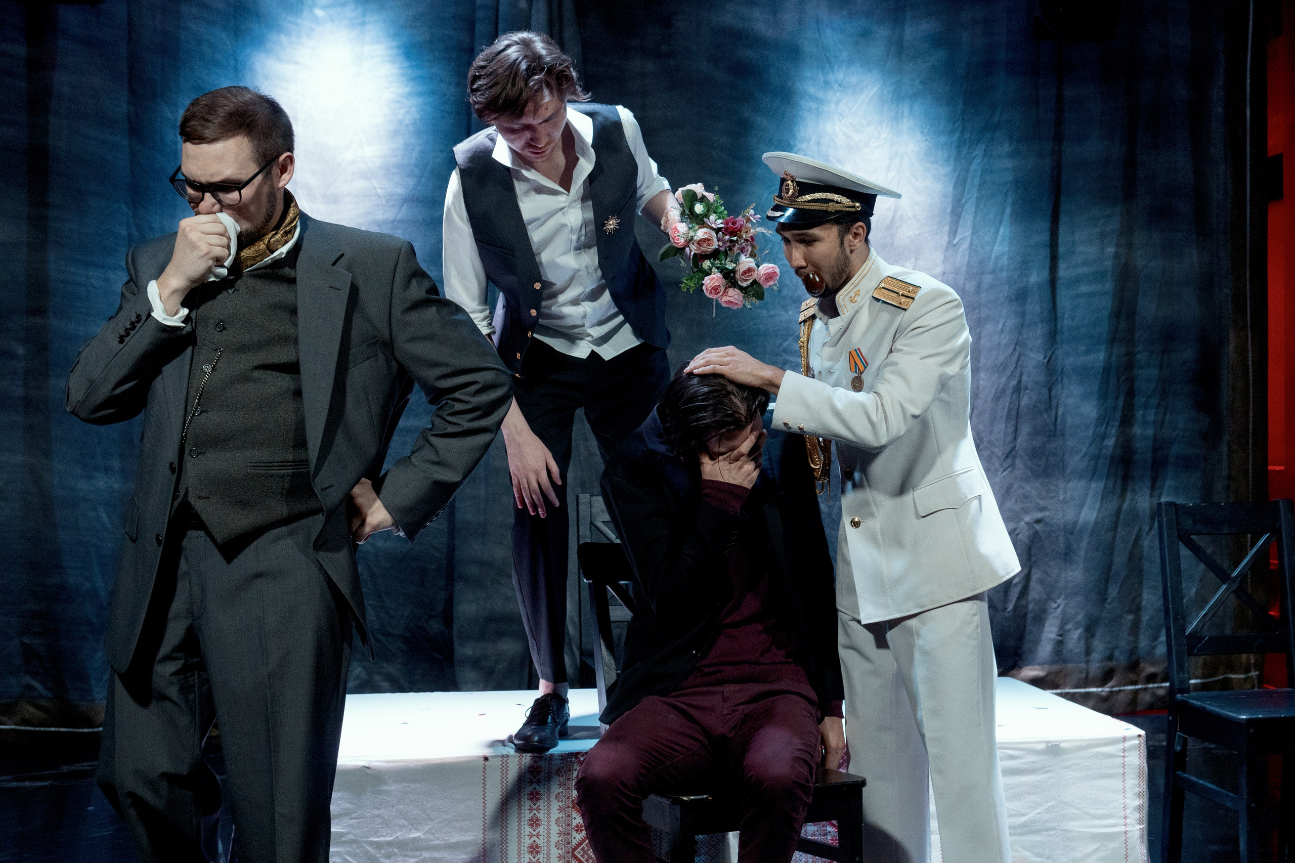 Спектакль «Женитьба». Репортажный и портретный фотограф Андрей Гаровский