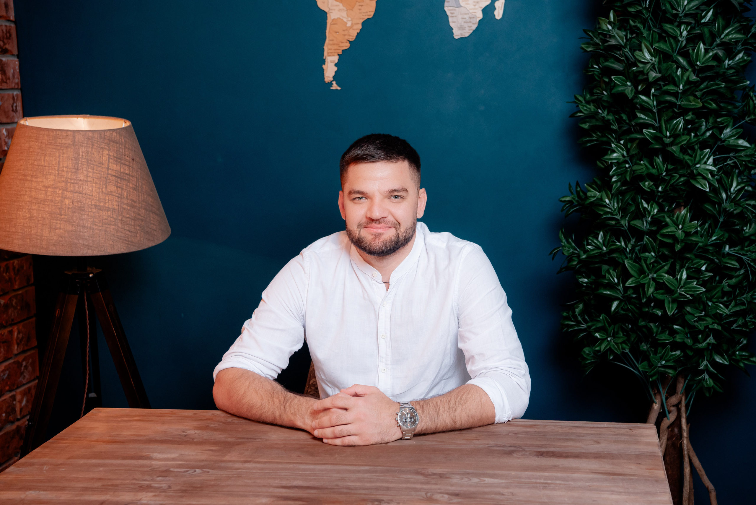 Семья Шварц в студии Атмосфера, зал Колорит. Фотограф в Волгограде и Волжском Александр Горбань