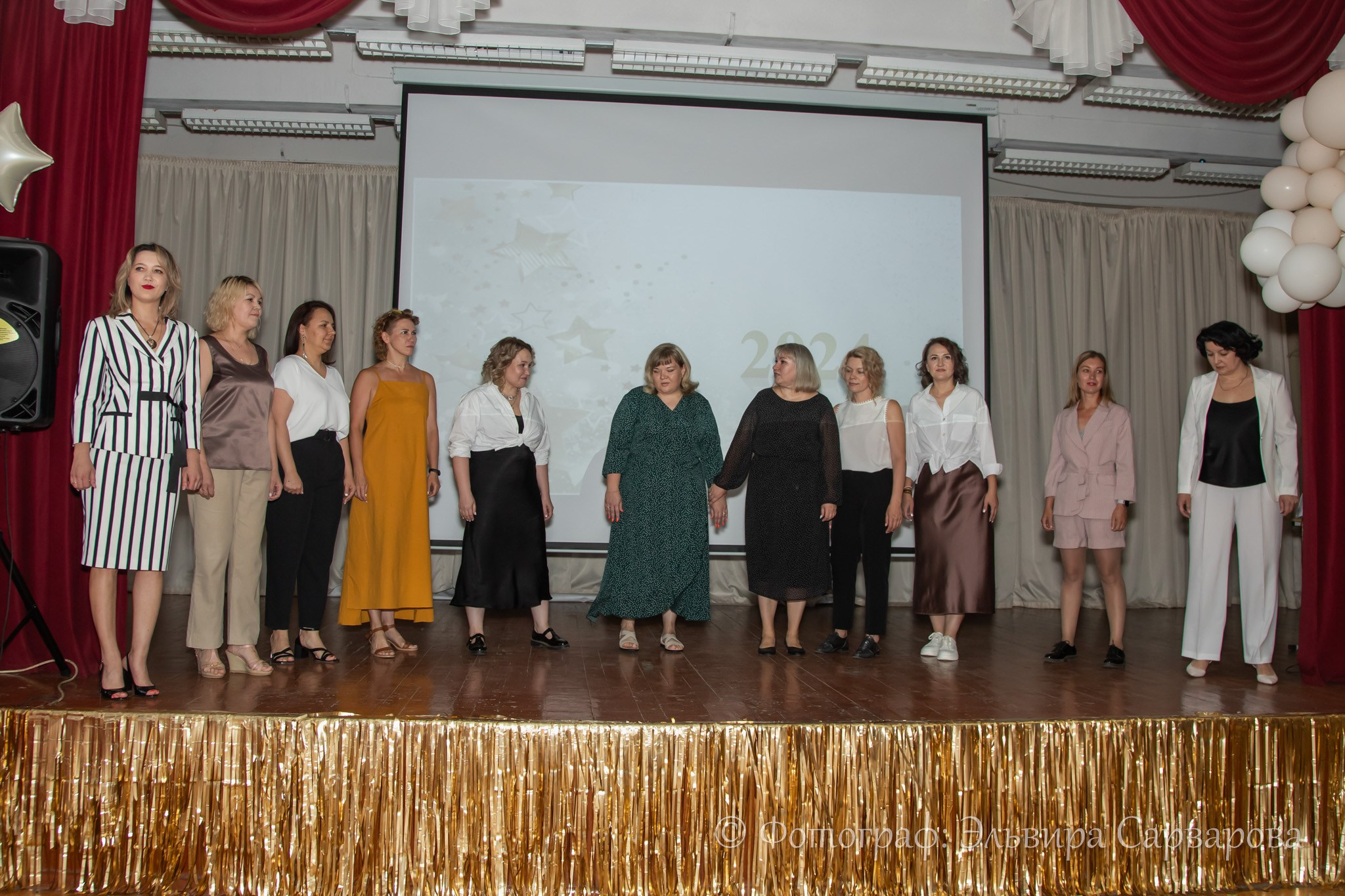 Вручение аттестатов 9 класс. Репортажный Фотограф