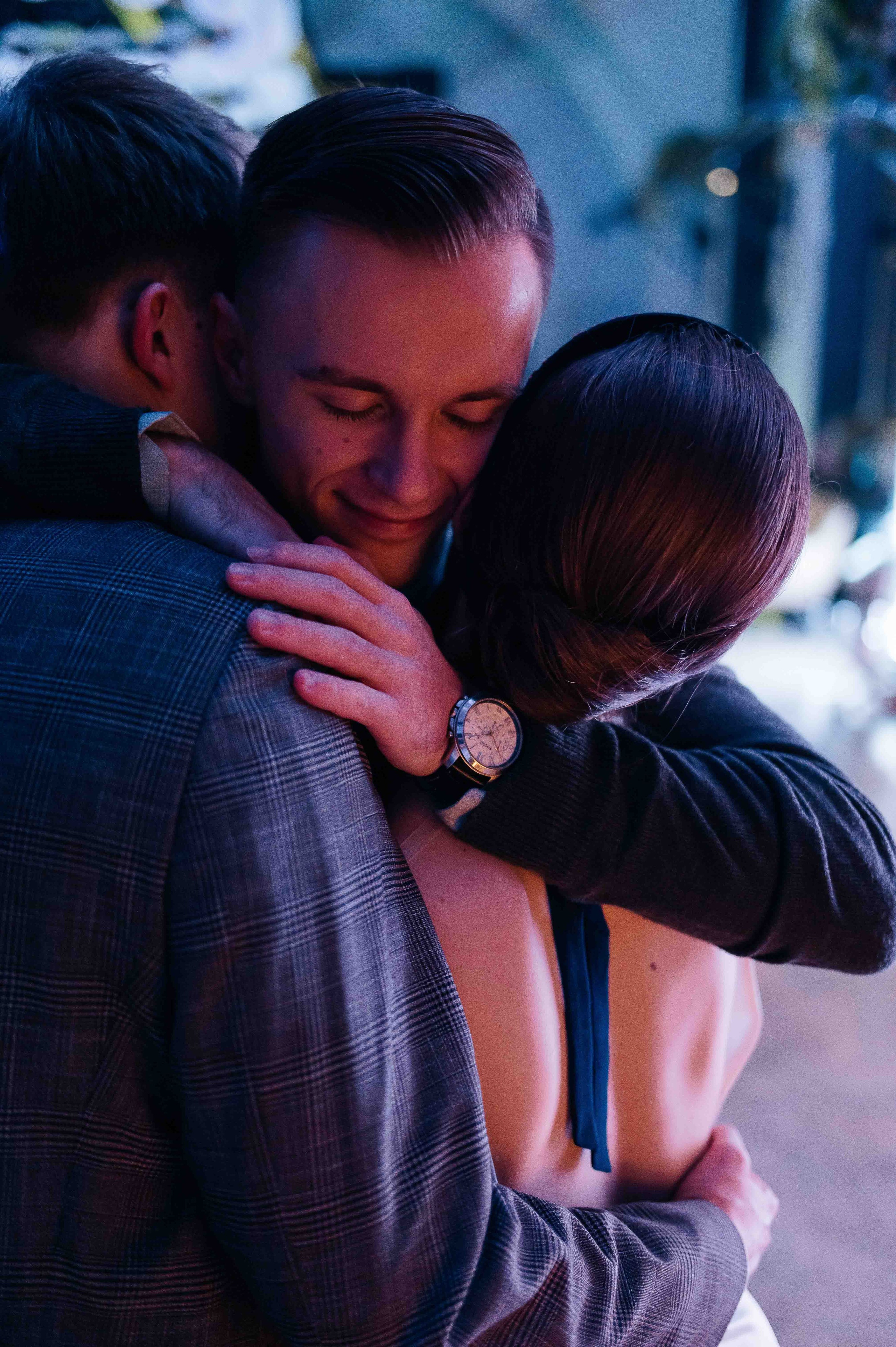 Утро невесты в гостинице. Свадебный и семейный фотограф в Котласе Никита Попов