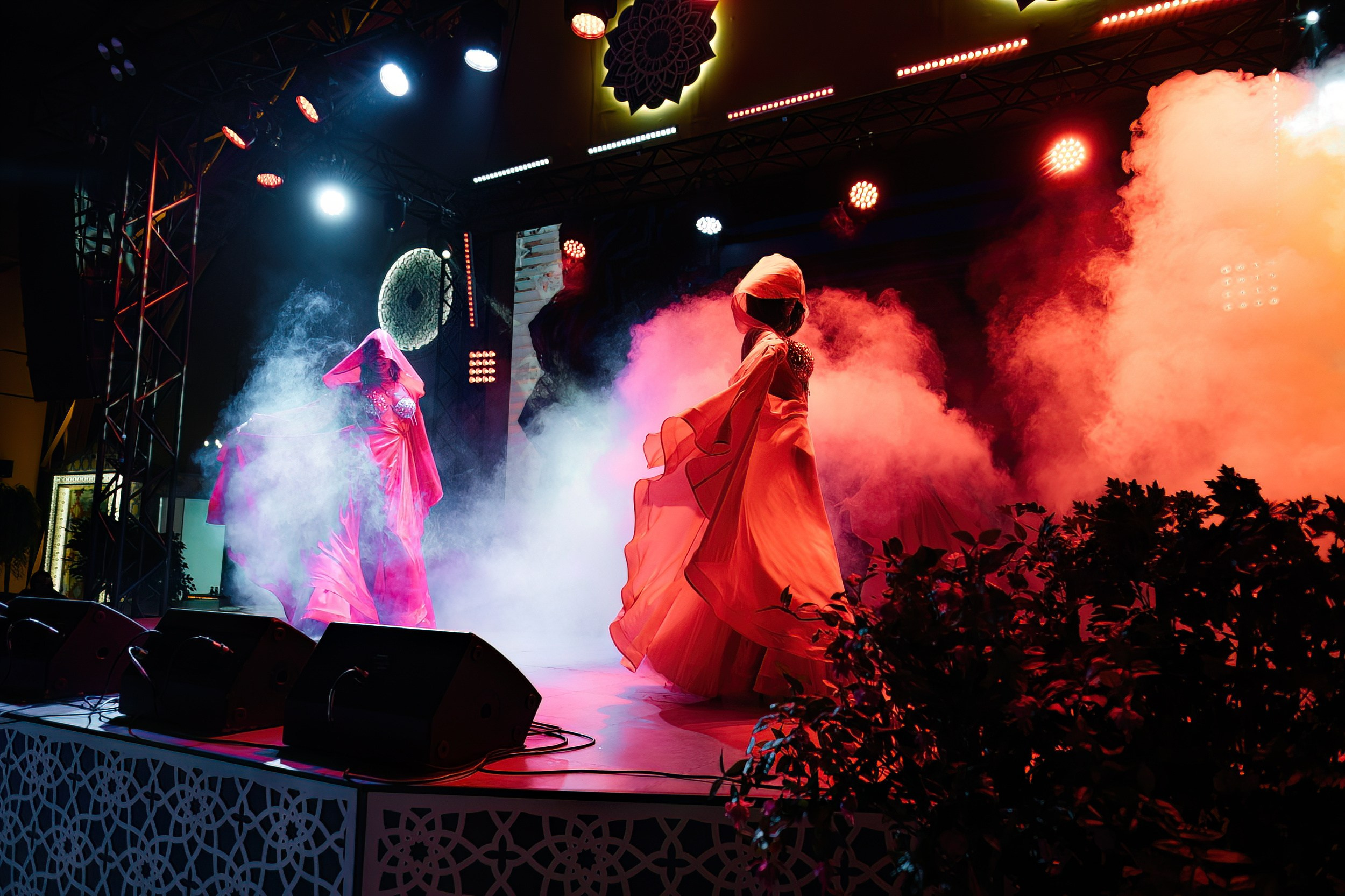 Новогодняя ночь 2024 в ресторане Чайхона ВО. Коммерческий фотограф в Санкт-Петербурге Анна Кобзарь