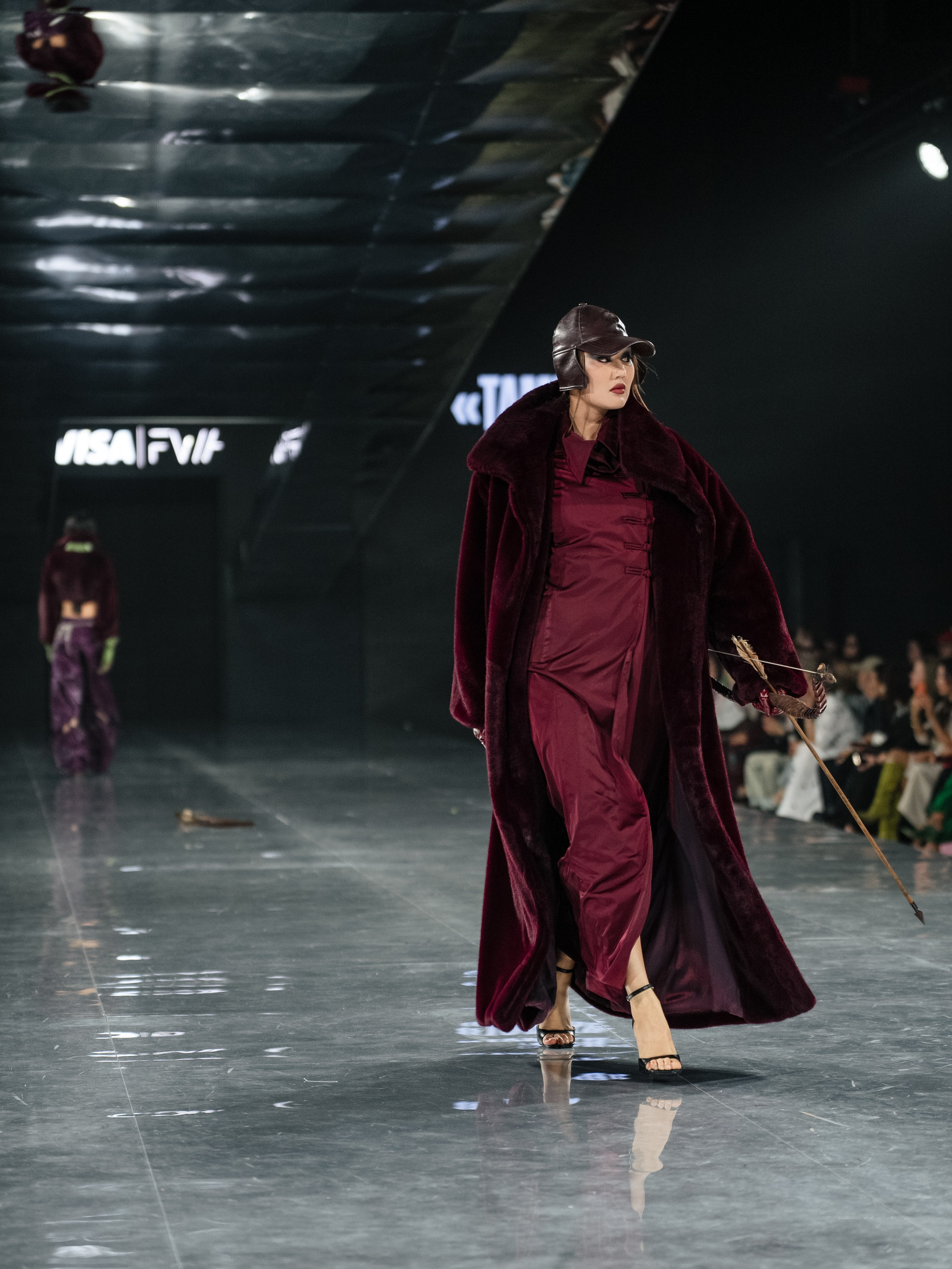 Visa Fashion Week SAKH. Сайт Алматинского НЮ АРТ, будуар и фэшн фотографа Дениса Карпенко