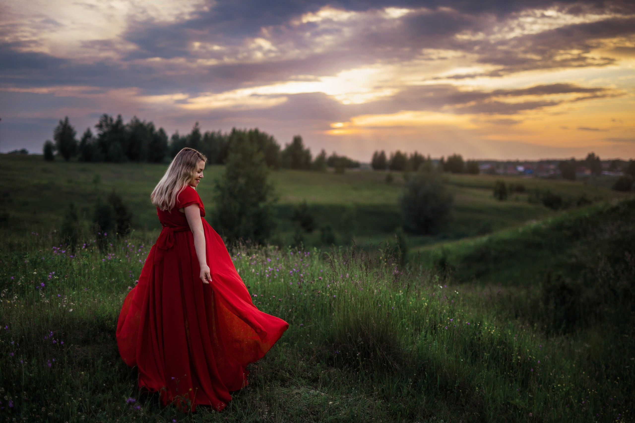 Фотосессия в поле. Фотограф Евгения Васильева в г. Чебоксары