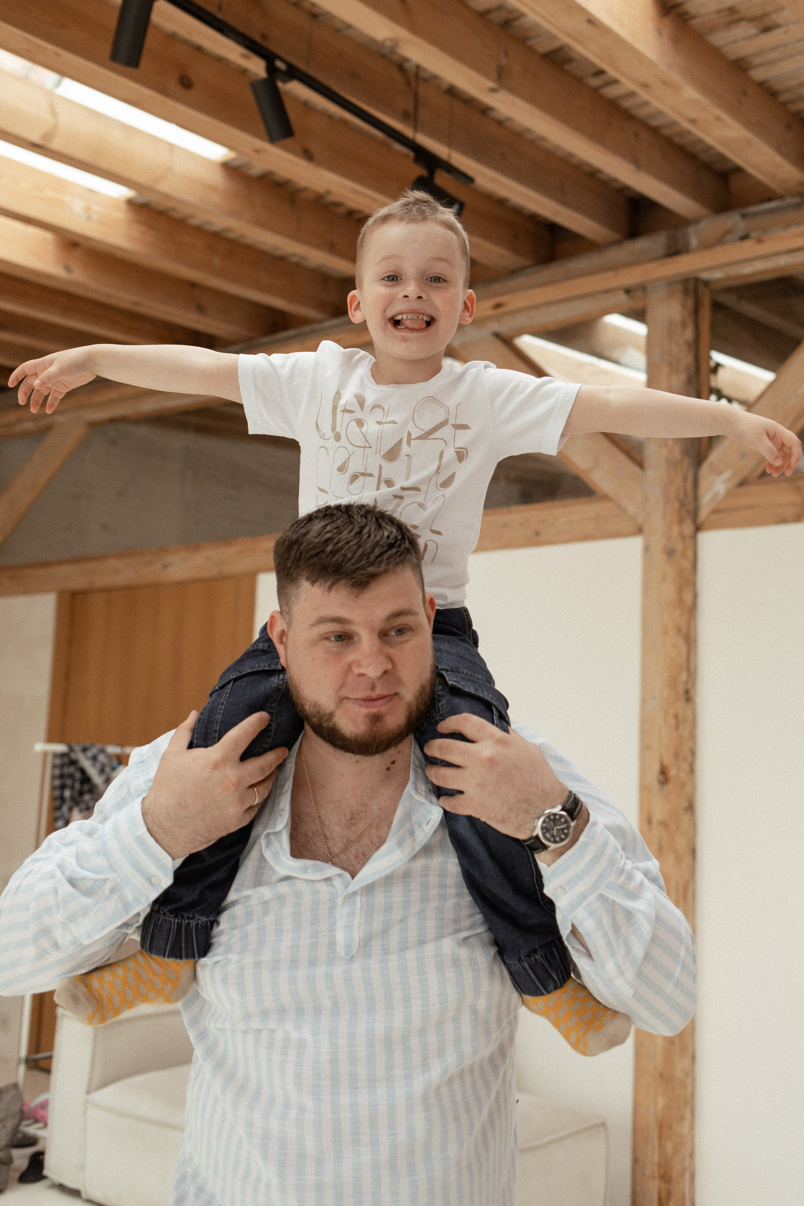 Павел, Костик и Екатерина с животиком. Семейный фотограф Челябинск