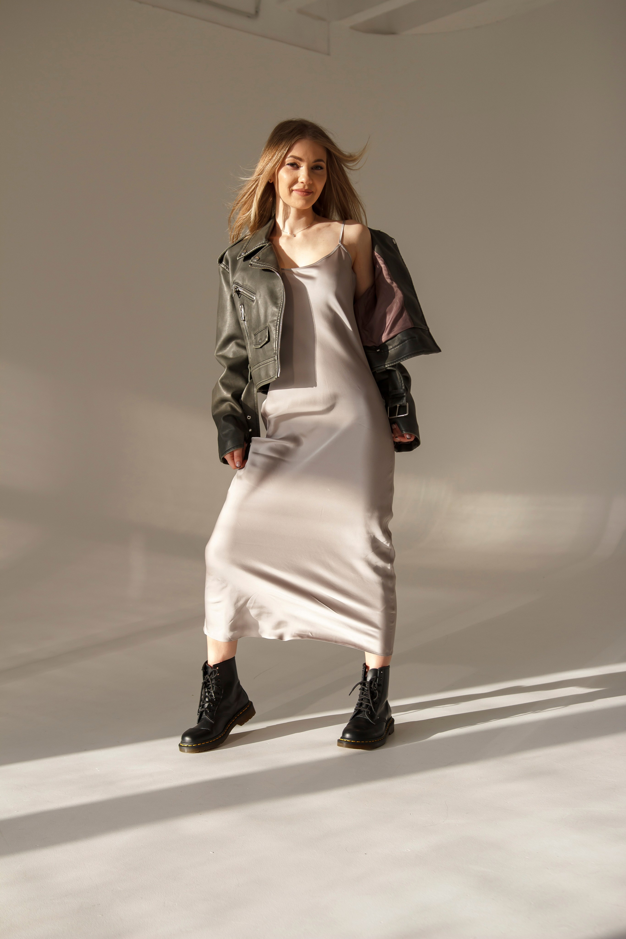 Весенняя в студии. Фотограф Москва — личные фотосессии, лавстори в студии