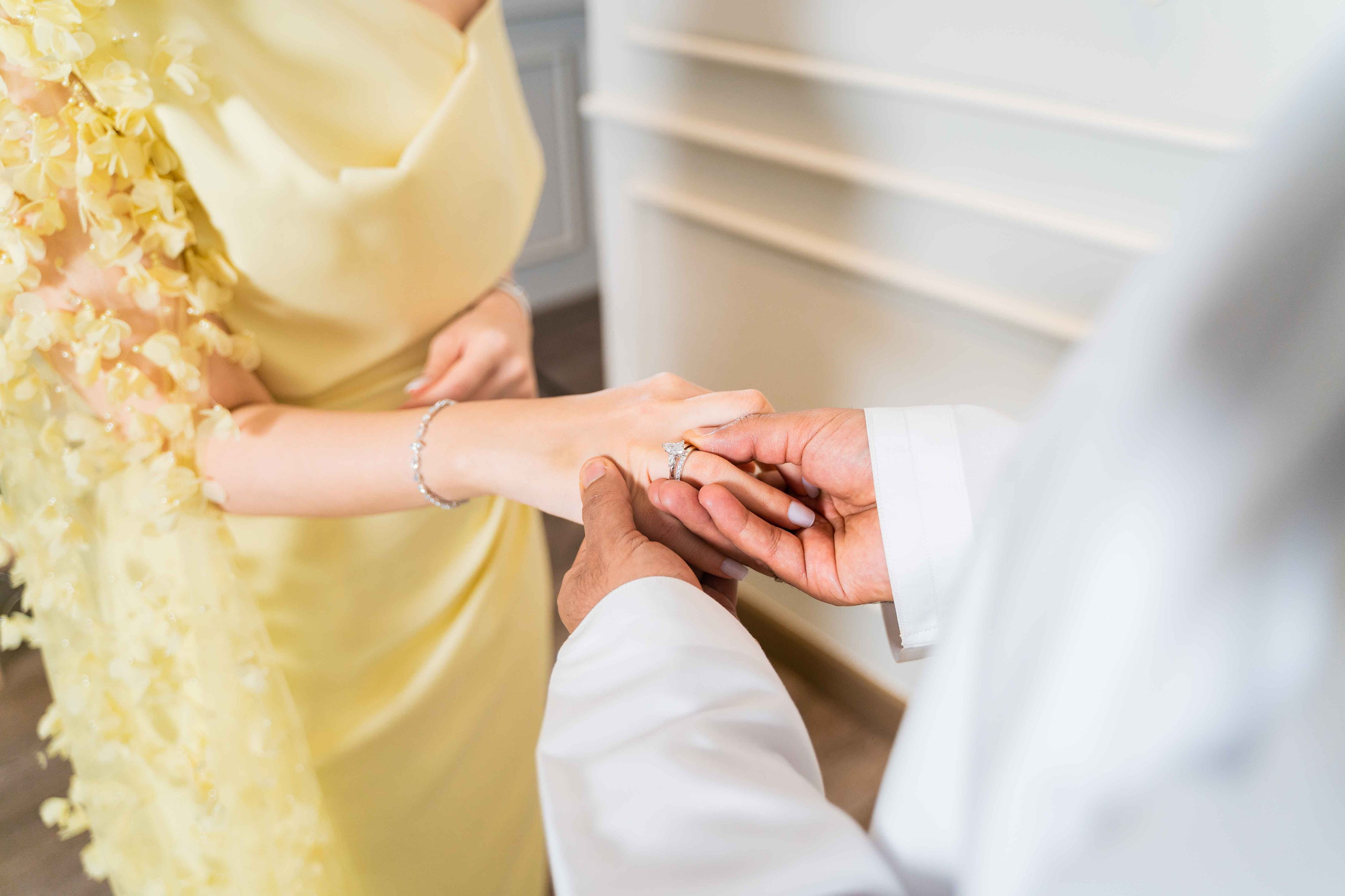 Арабская скромная помолвка дома (приватность на женские лица). Фотограф и видеограф в Москве и Абу Даби Мария Кулагина