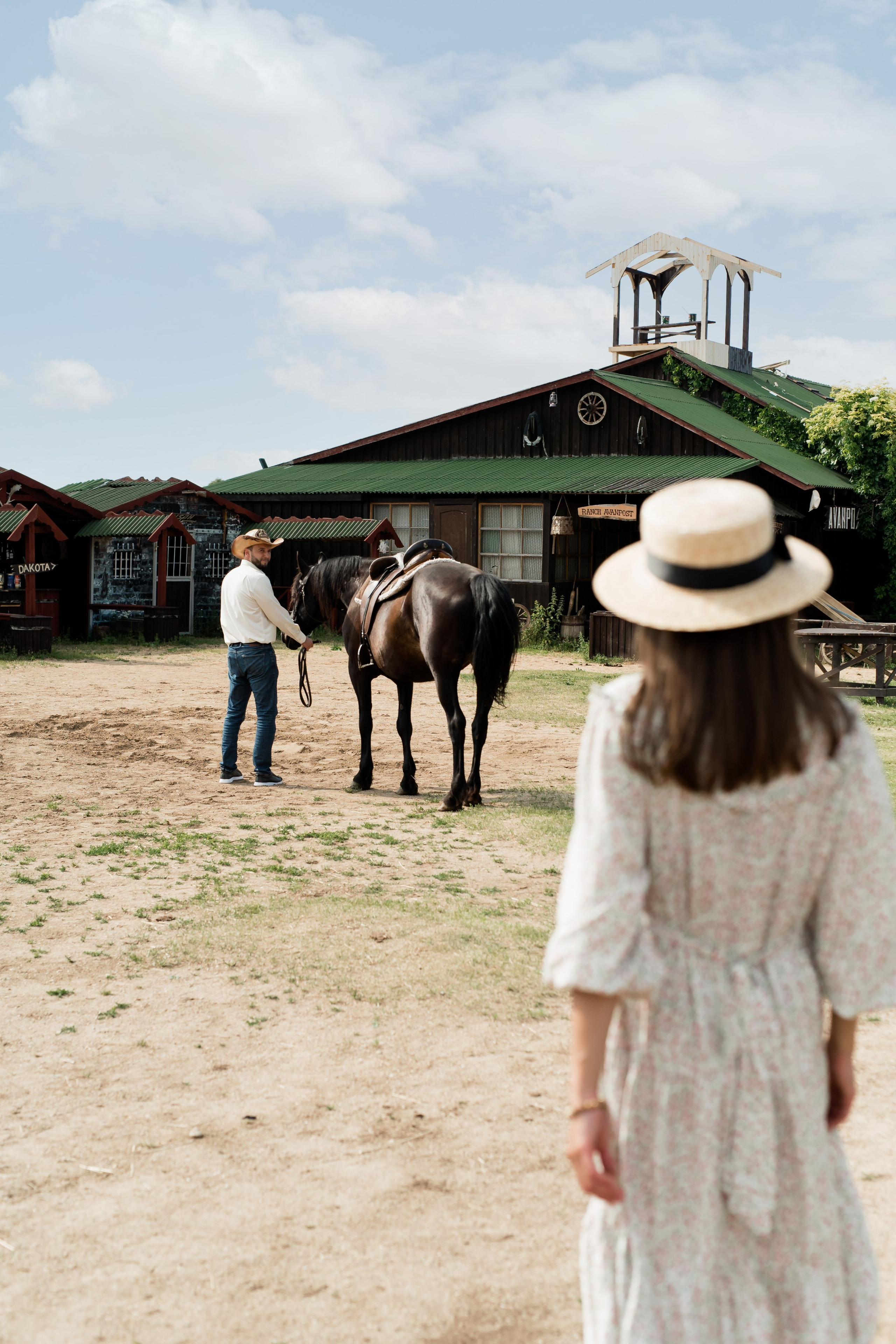На конюшне. Семейный и контент фотограф