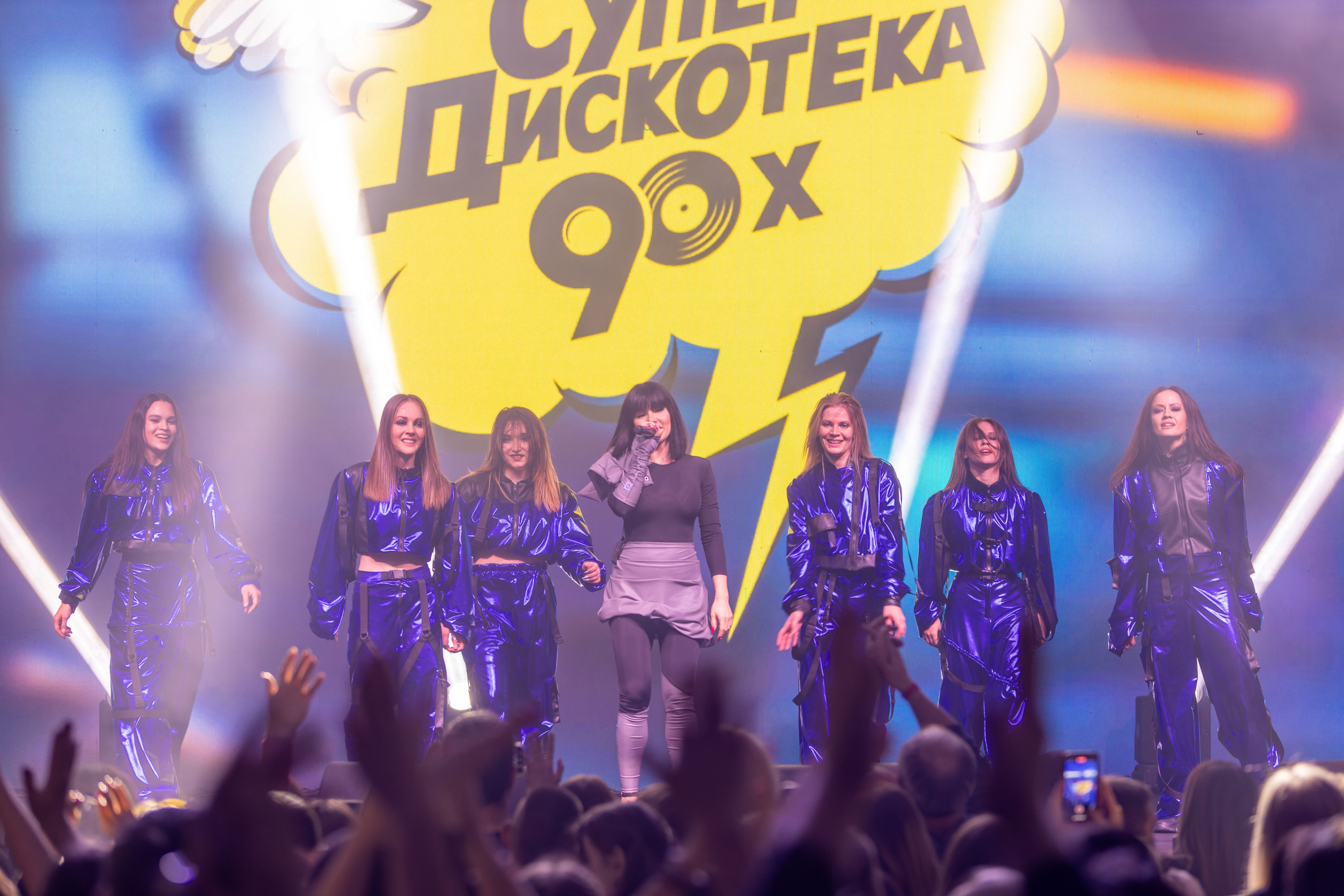 Супердискотека 90-х в Самаре • 9 марта. Фотограф в Самаре Максим Тырин