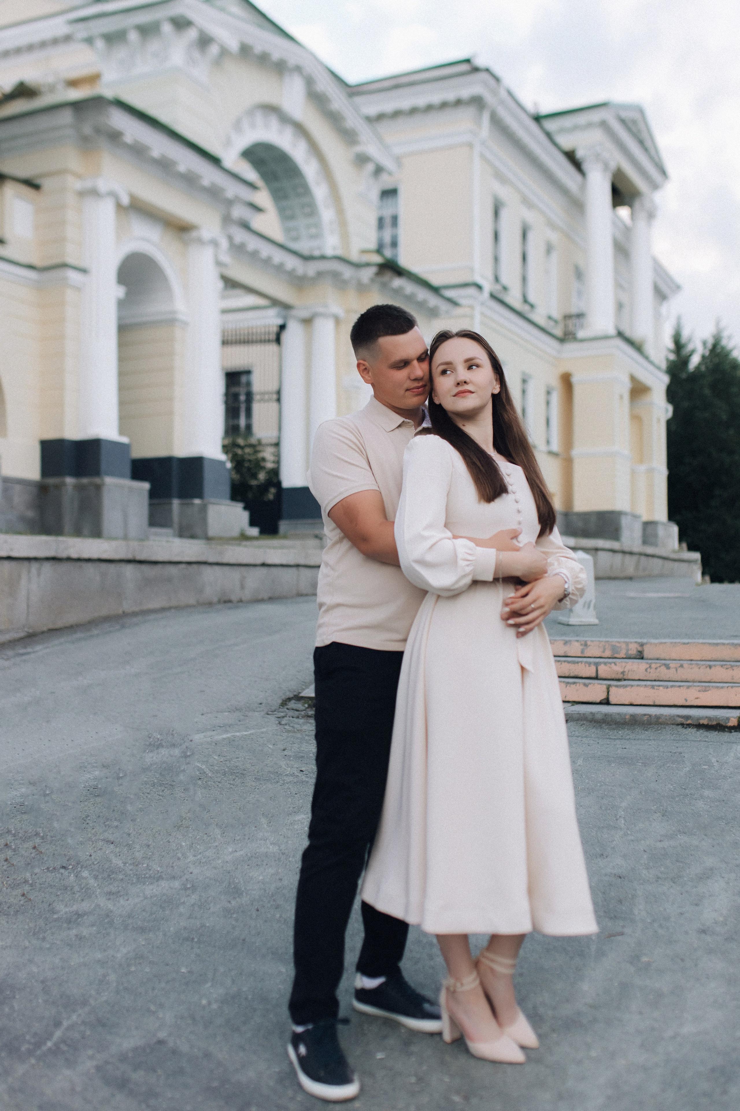 Семейная фотосессия летом в городе. Семейный фотограф Екатеринбург Черепанова Олеся