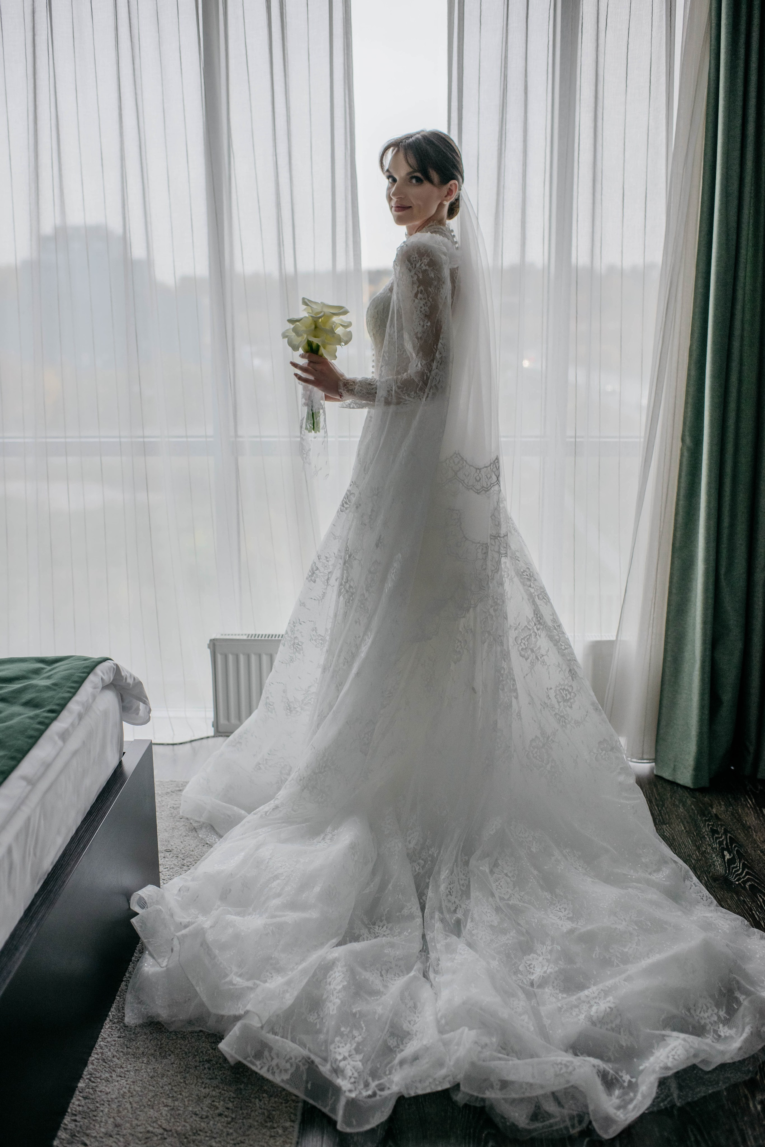 10.10.25 ретушь. Свадебный и семейный фотограф в г. Москва Ирина Гаврилова