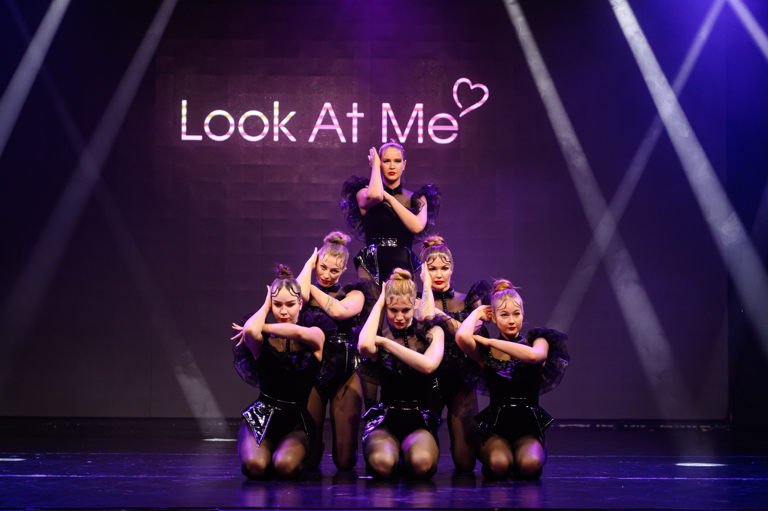 Look at me. Репортажный фотограф в Санкт-Петербурге Алексеева Дарья