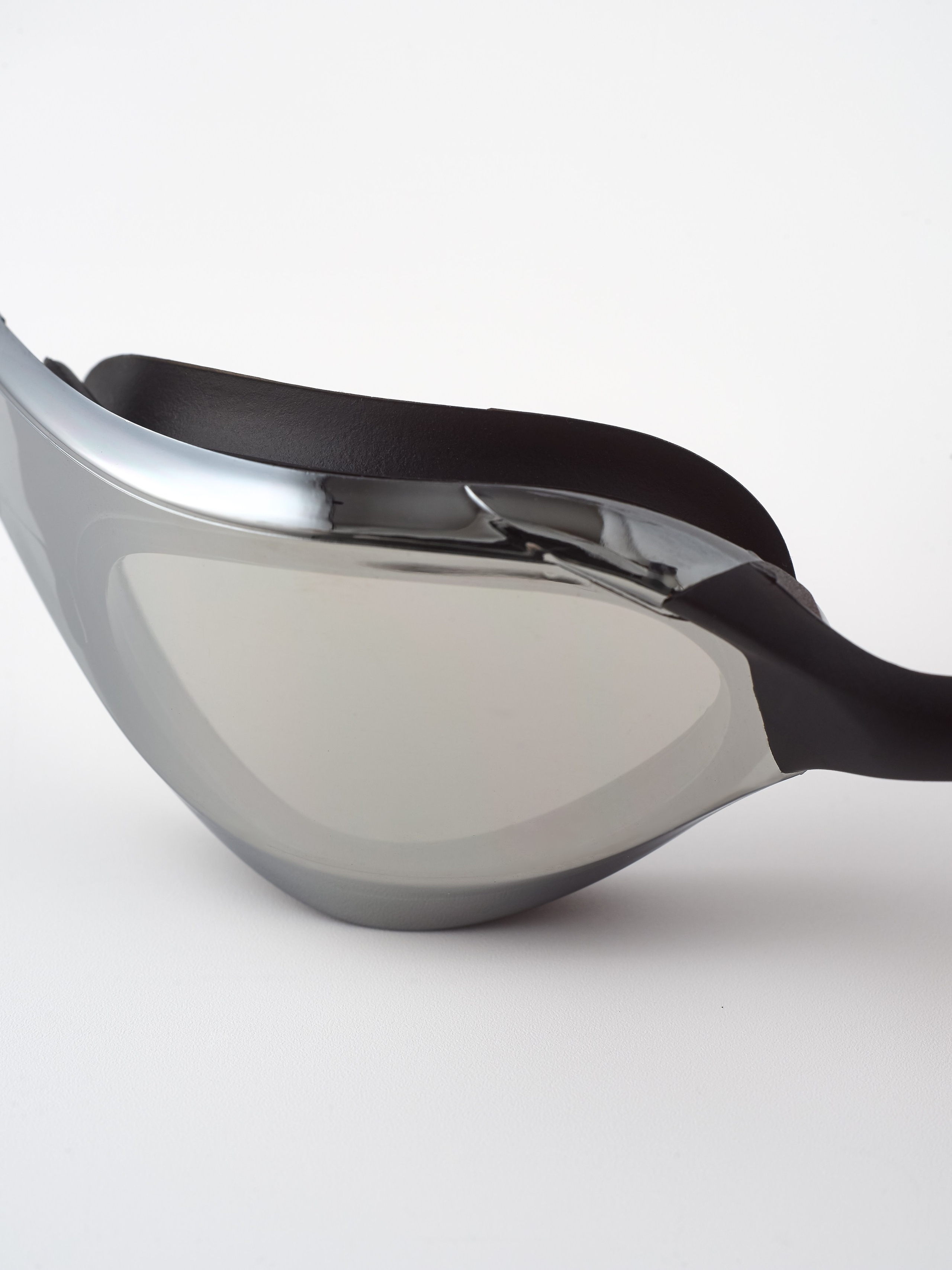 Фотосъемка очков. Предметный фотограф, инфографика и видео в Санкт-Петербурге