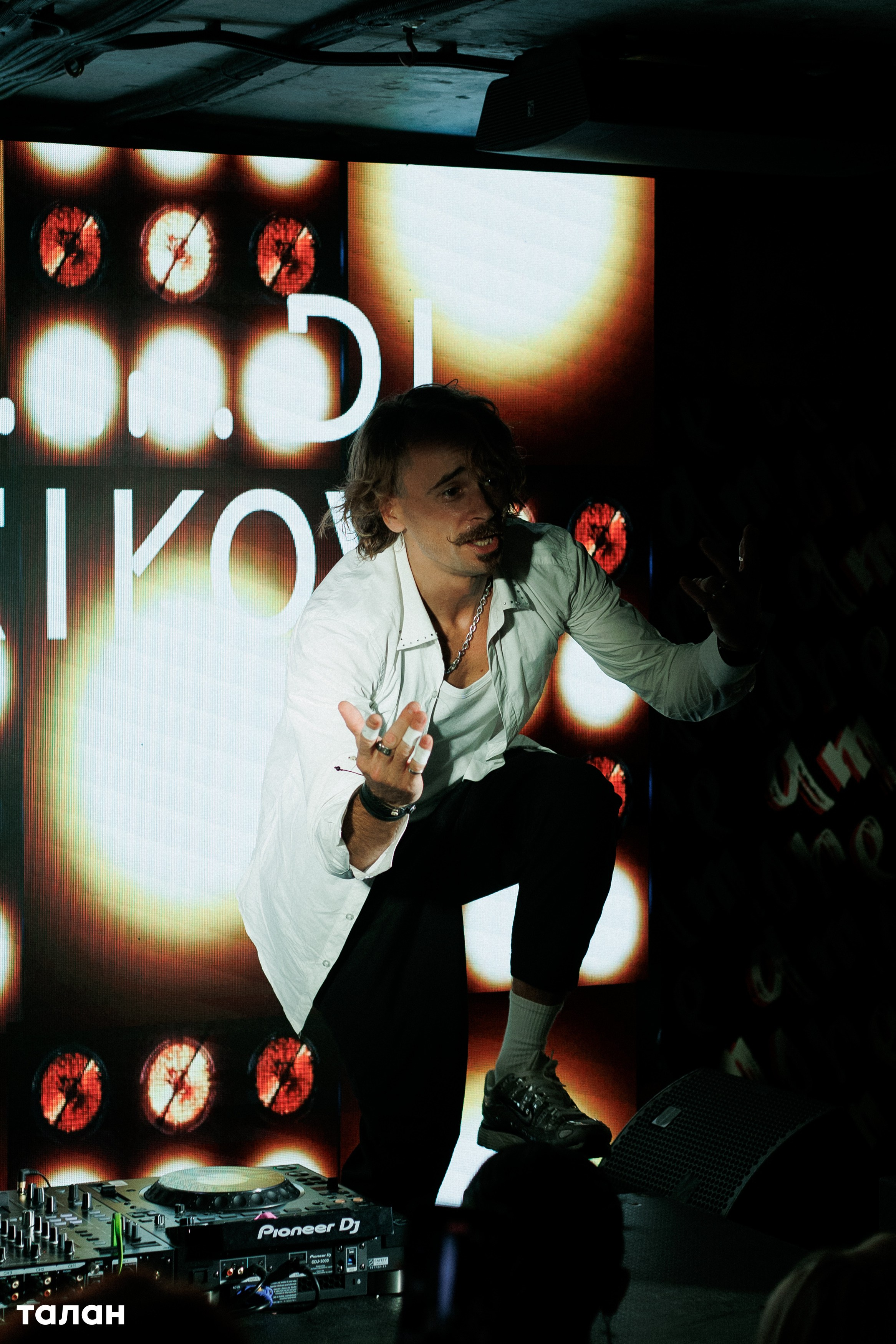 ВИНОТЕКА [бар+магаз] — BIRTHDAY PARTY. СВОИ. ФОТООТЧЕТЫ-СОБЫТИЯ-МЕСТА