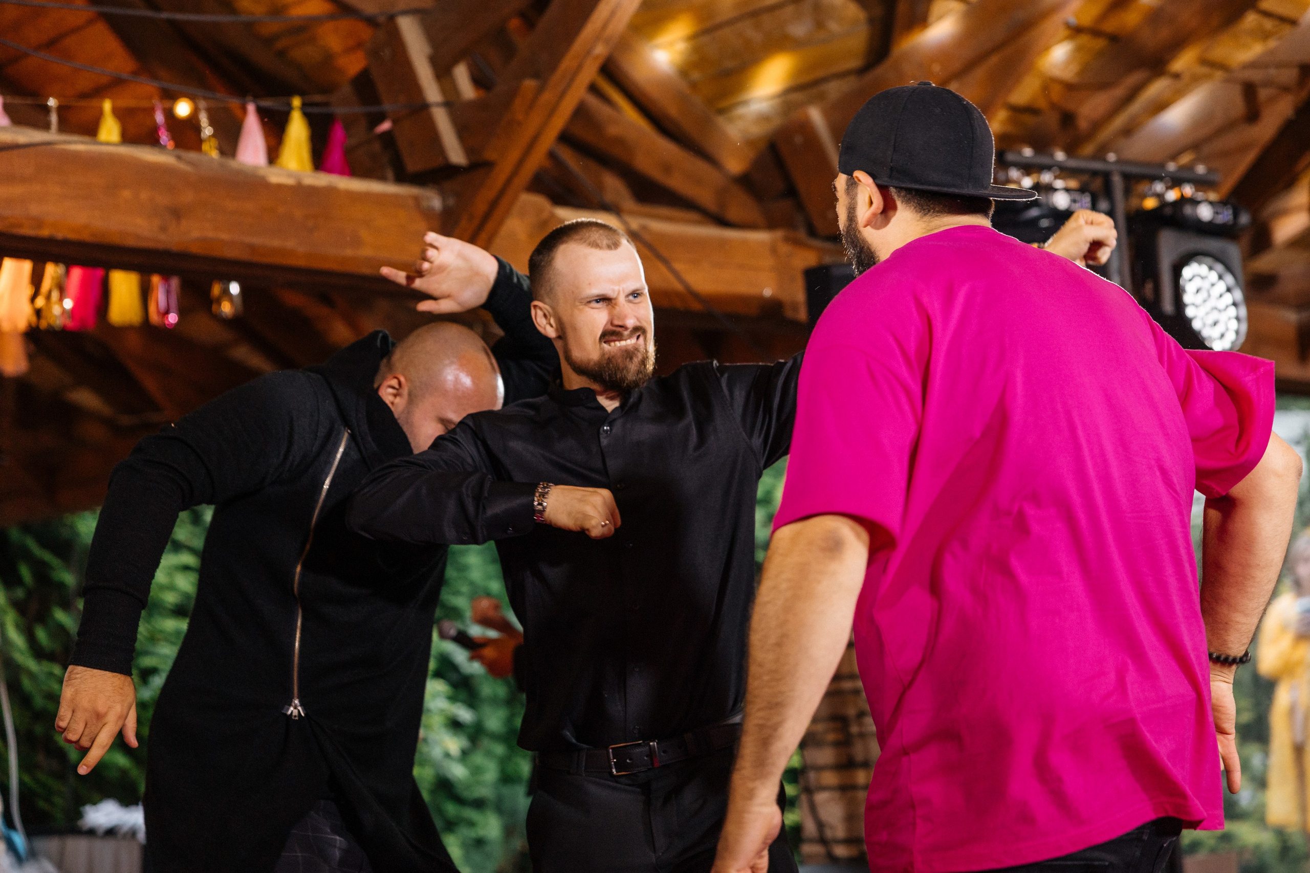 Свадебная съемка в Москве — Профессиональный свадебный фотограф для вашей свадьбы, фото и видео услуги. Фотограф Аделина Raw