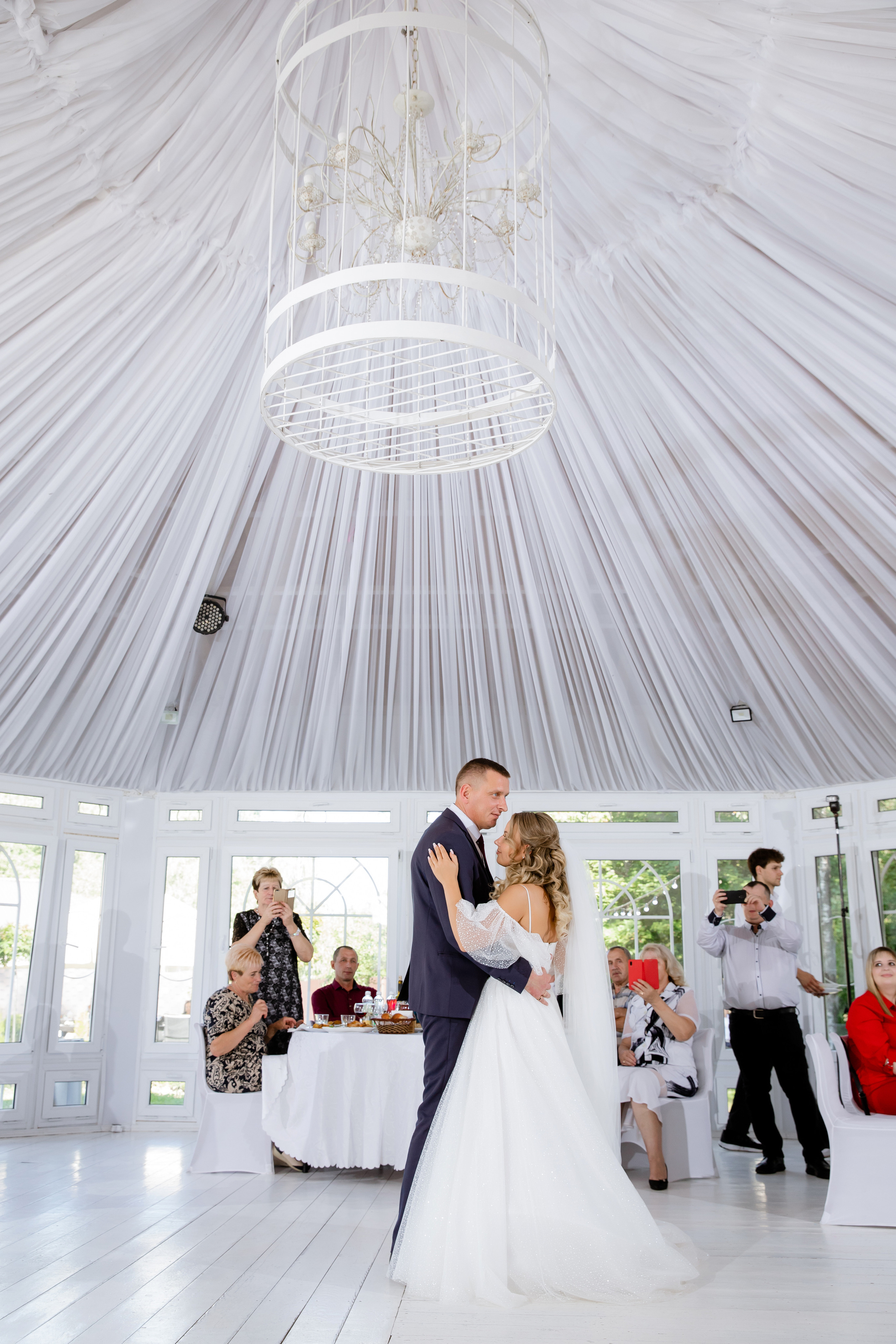 Свадебный день Юра и Юли. Свадебный фотограф Анна Бабахина