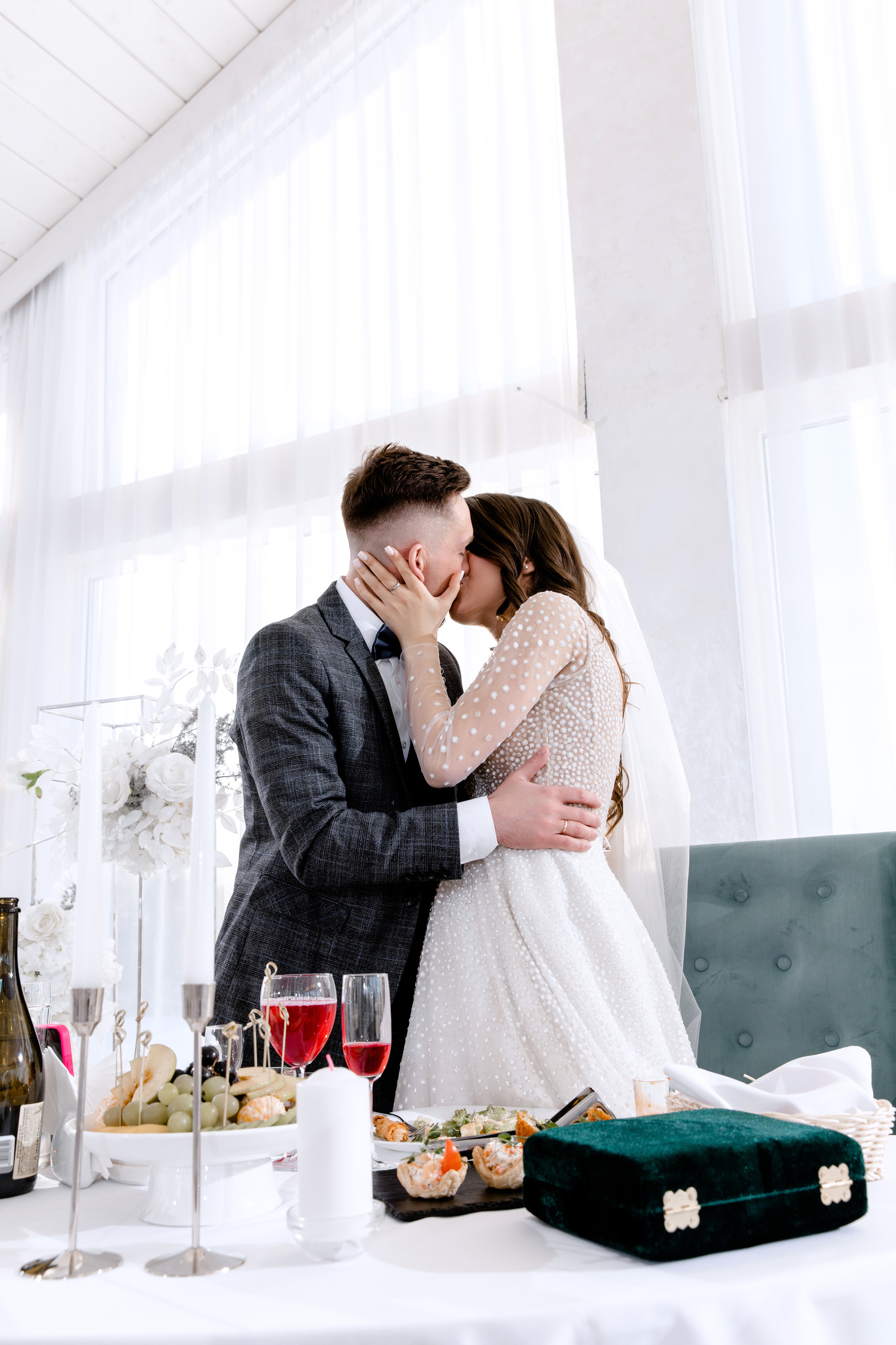 Антон и Оля. Свадебный фотограф Анна Бабахина