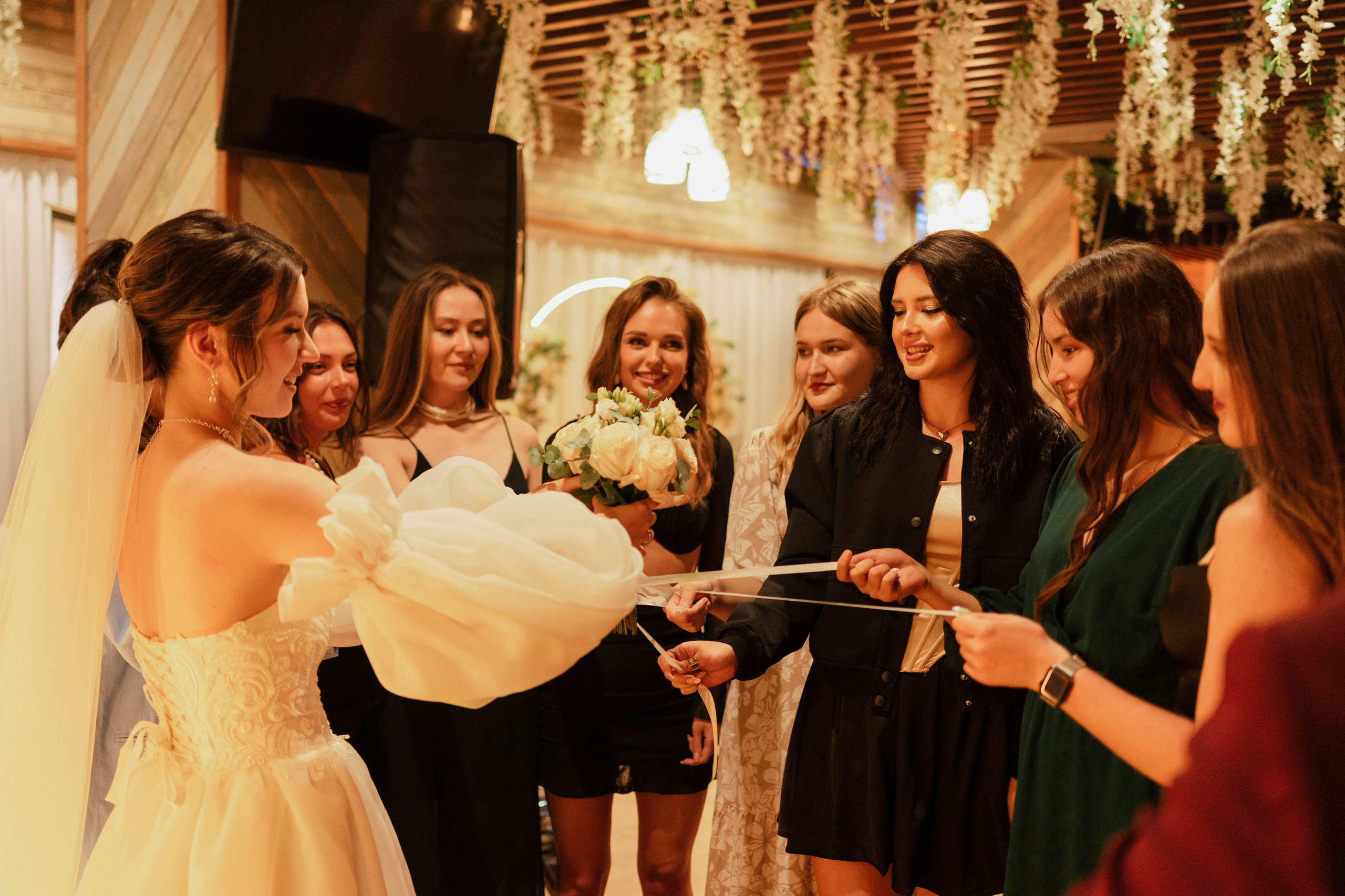 Свадебная фотосессия Арины и Радмира. Свадебный фотограф в Уфе  — Данилова Елена