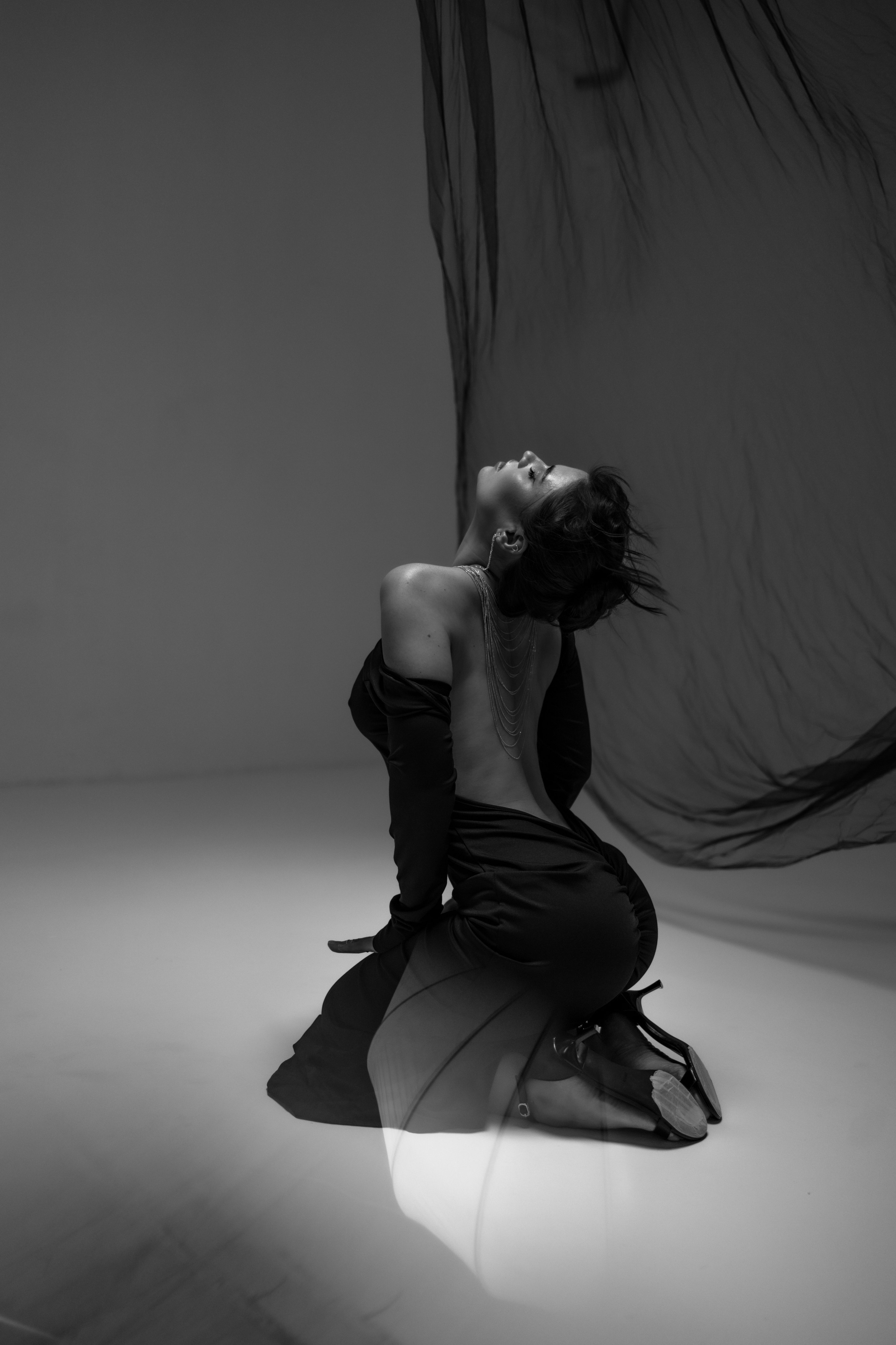 Портфолио — Черно-белая НЮ фотосессия — фотограф Анастасия Инвиш. Эротическая фотосессия в стилю ню в Москве — заказать ню фотосессию от 19 800 руб!