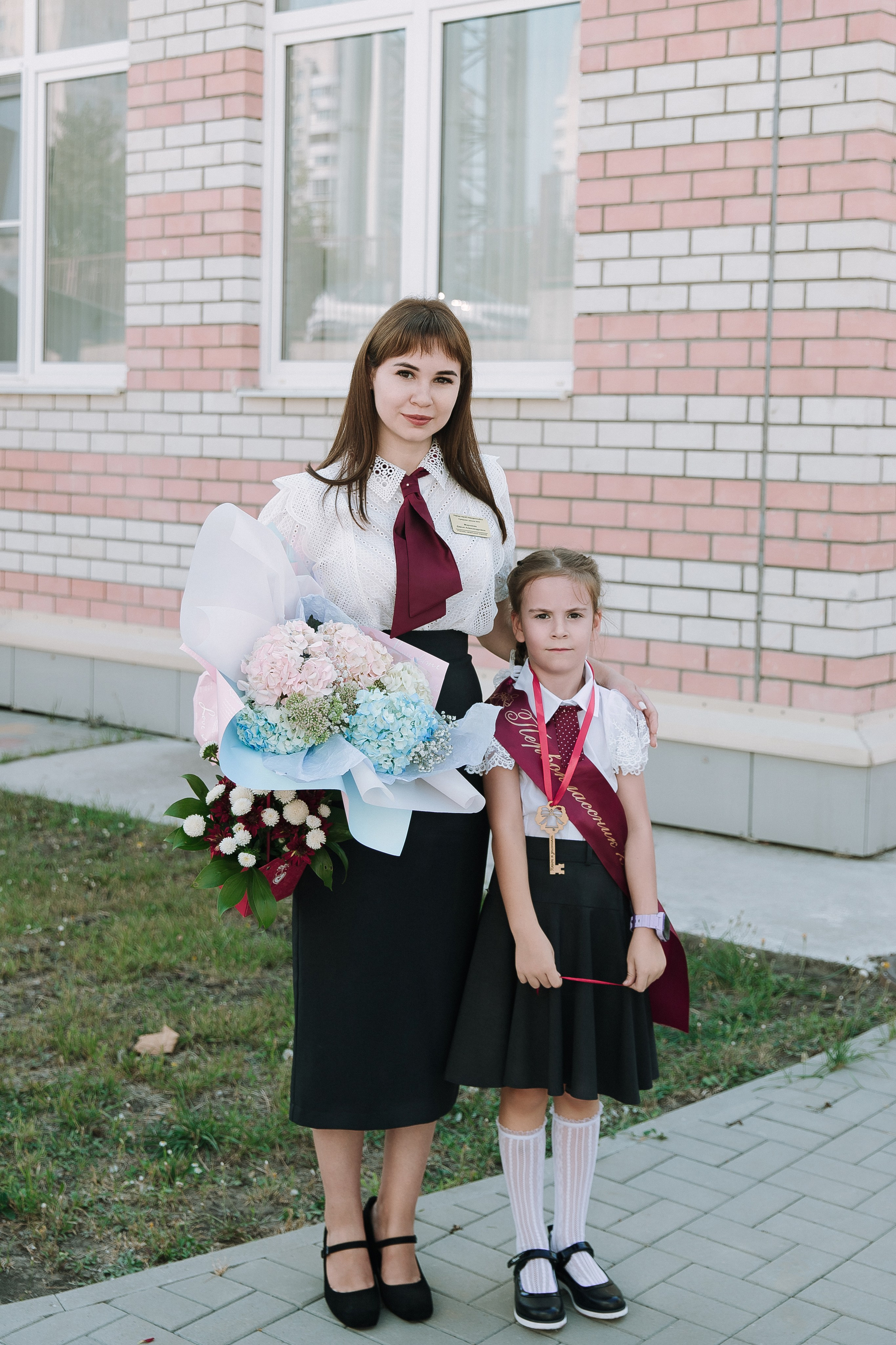 1 класс 11 школа. Выпускные альбомы Натальи Бутко: Новороссийск, Анапа, Геленджик