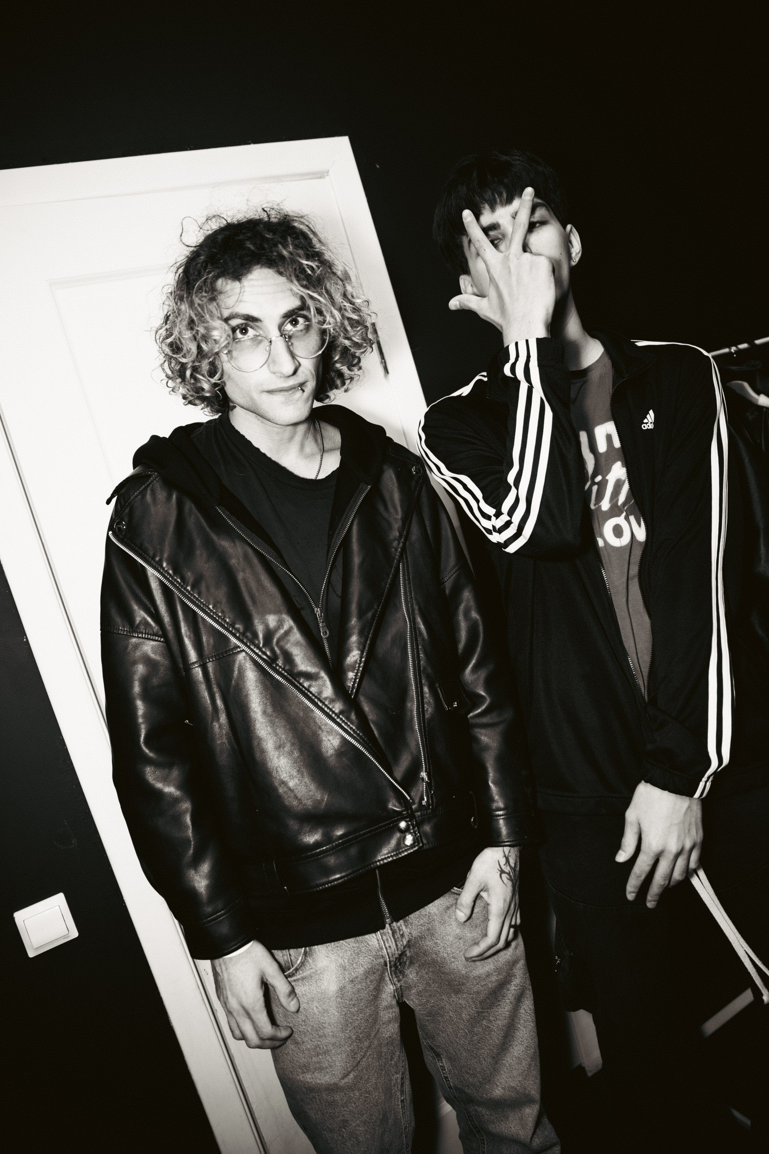 SHOWS. DRIPSTOCK MAG