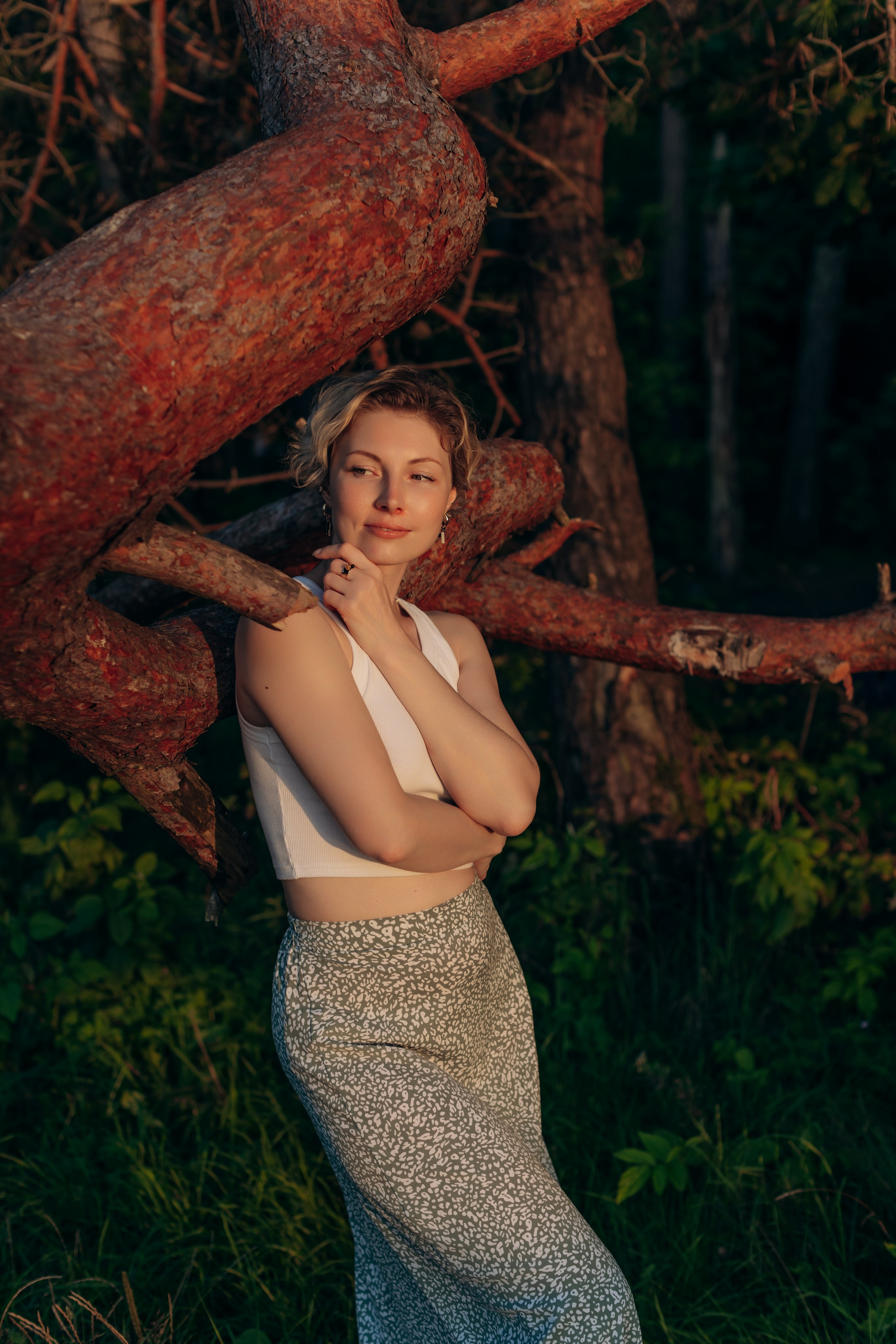 Подруги Пионеский Сосновый бор закат. Фотограф в Калининграде свадебная фотография, репортажная, фотосессии