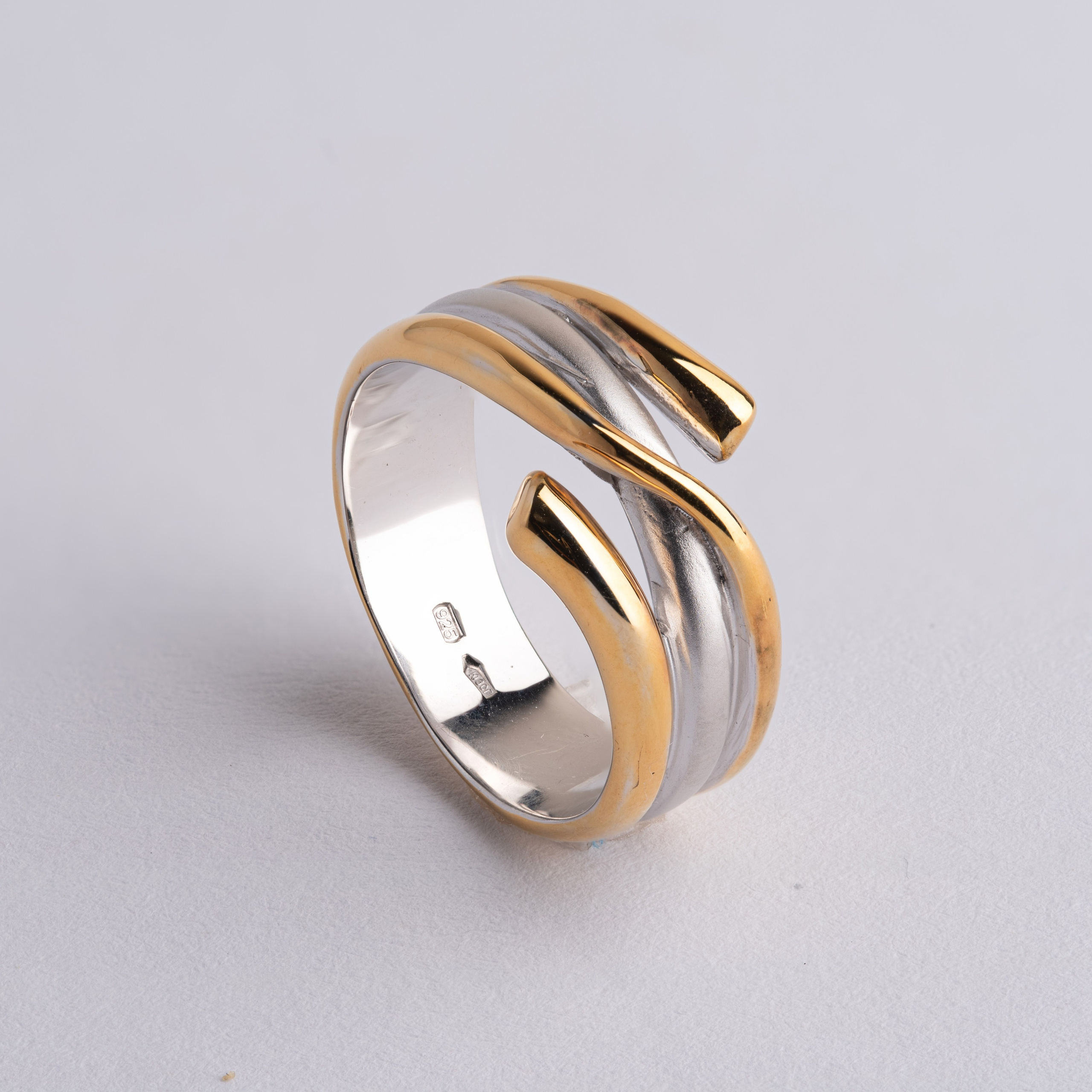 Обработка фотографий. Предметный фотограф в Москве Мария Игнатенко. Нейрофото, ретушь, сет-дизайн