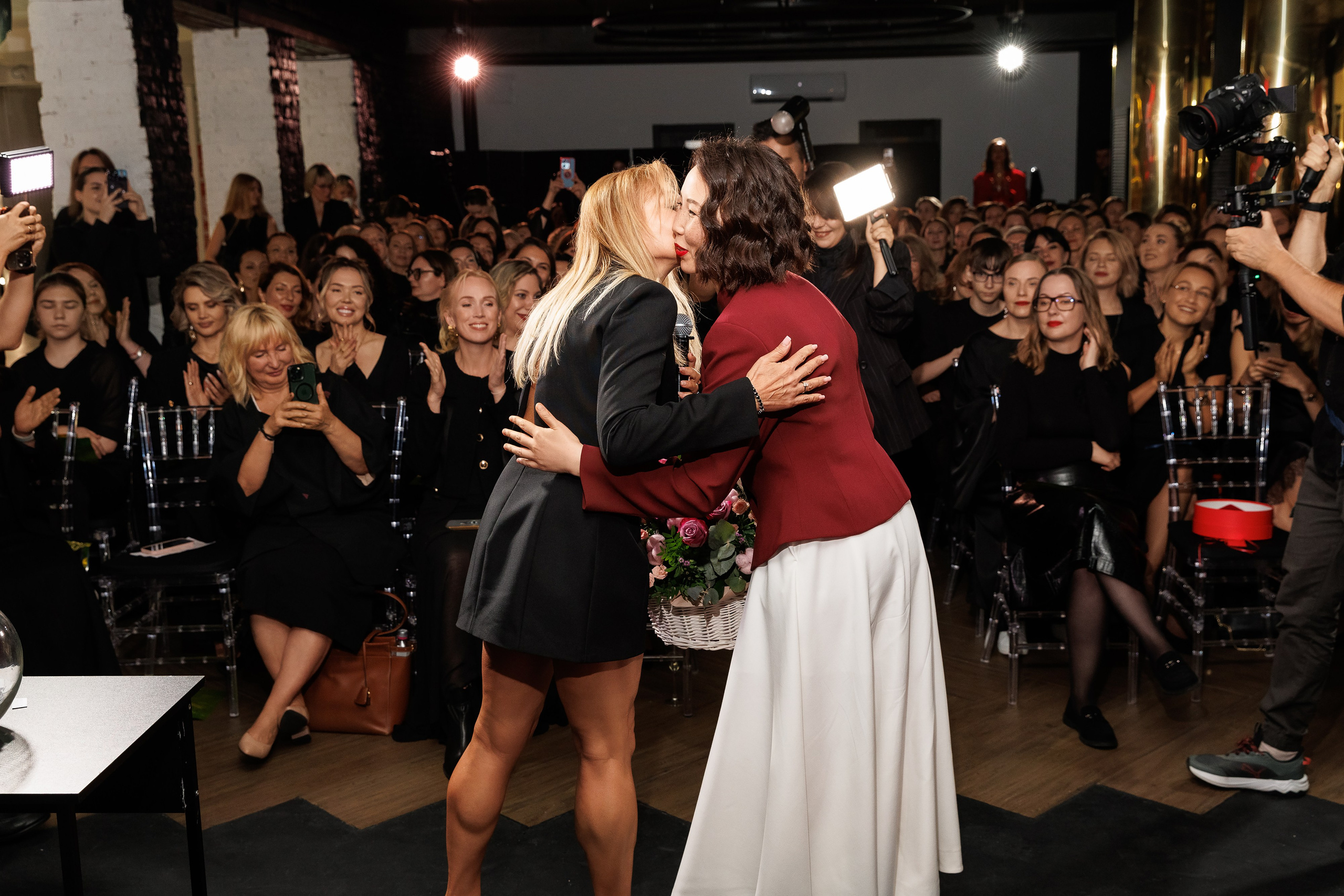 Код Публичности. Я достаточно хороша. Репортажный Фотограф Александр Назаров. Москва и М.О