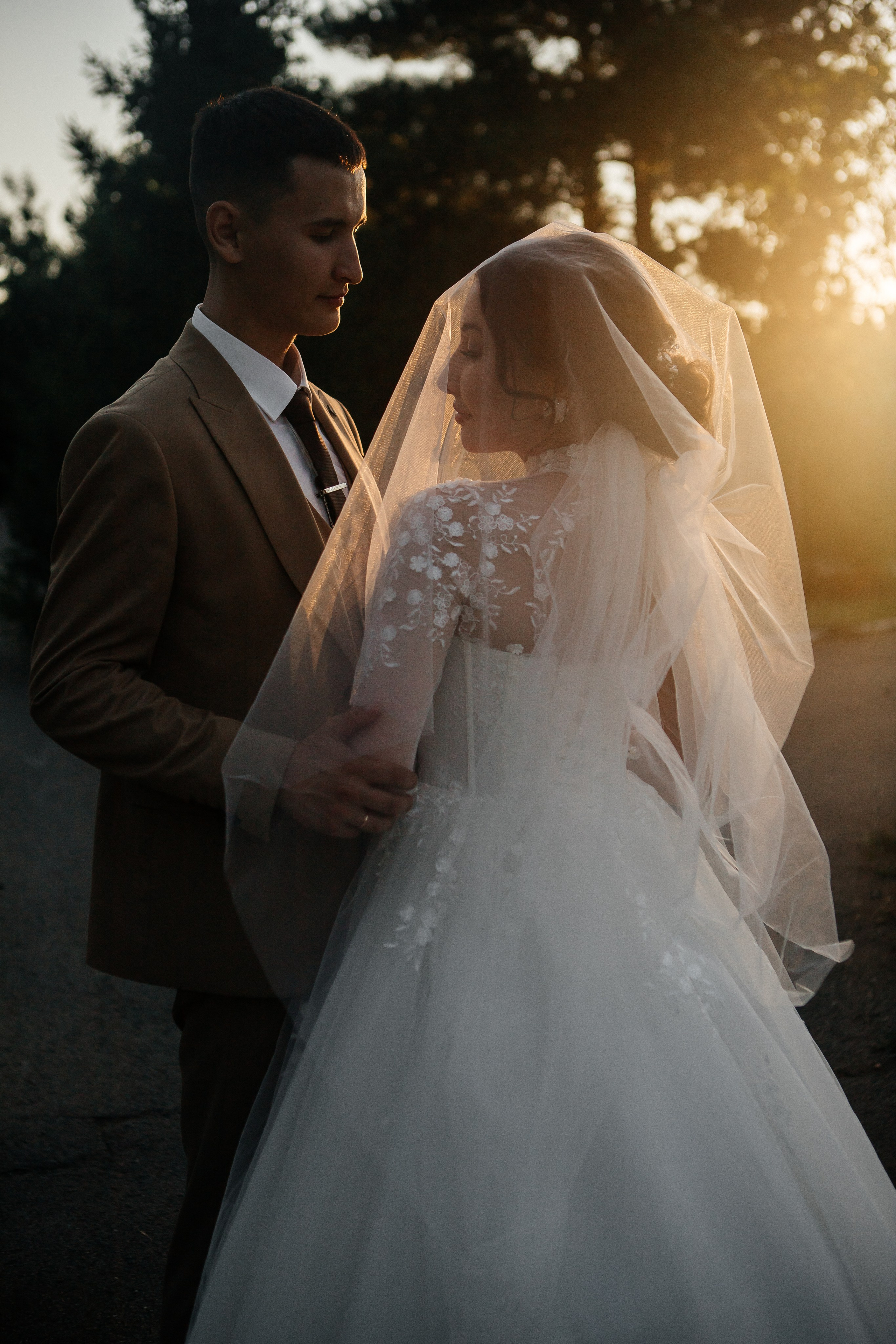 Свадьба в Динопарке. Свадебный фотограф Виктория Чуйко Магнитогорск. Визуал для бизнеса