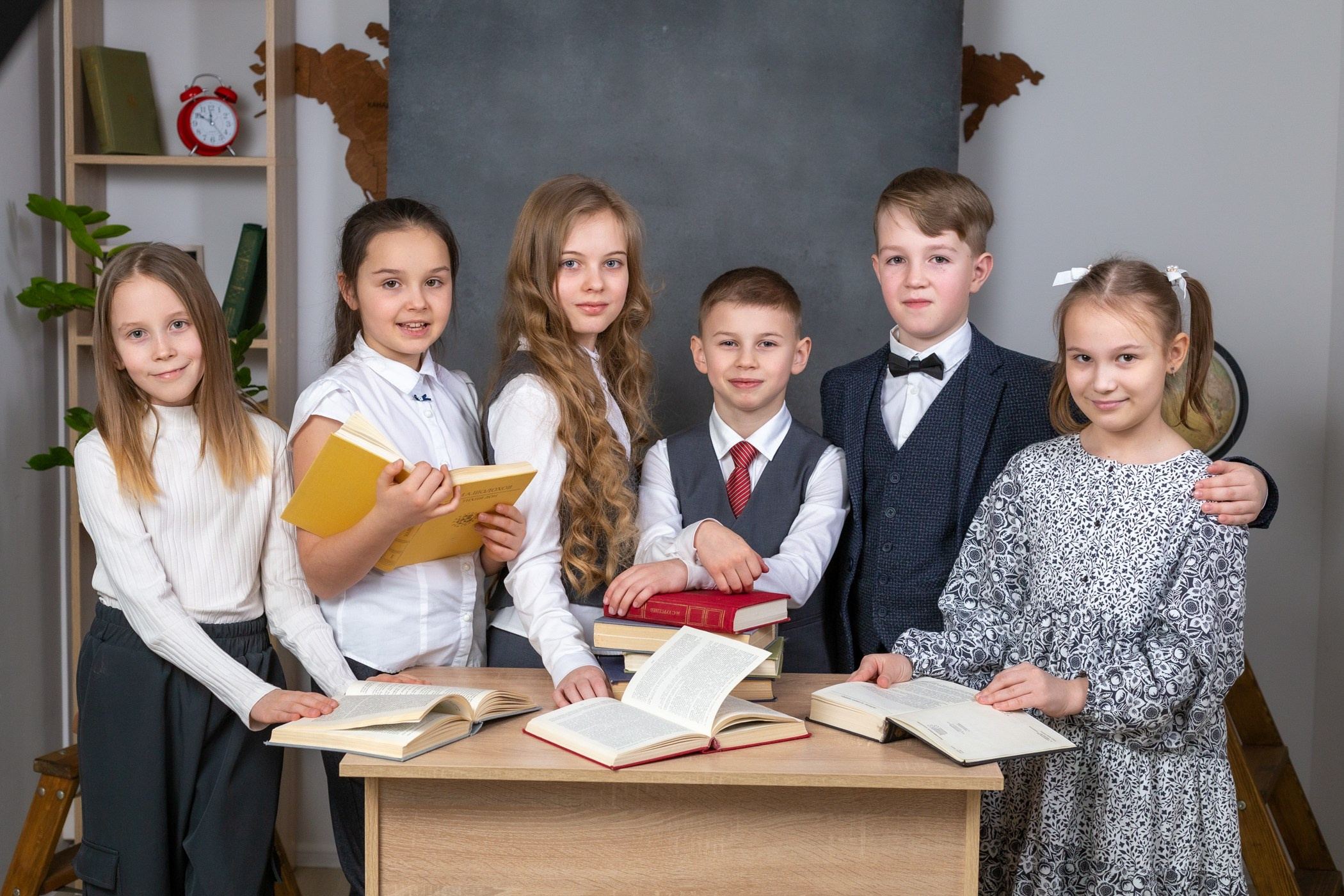 Съёмки в студии. Школьный фотограф в Зеленограде и Москве Оксана Гусева