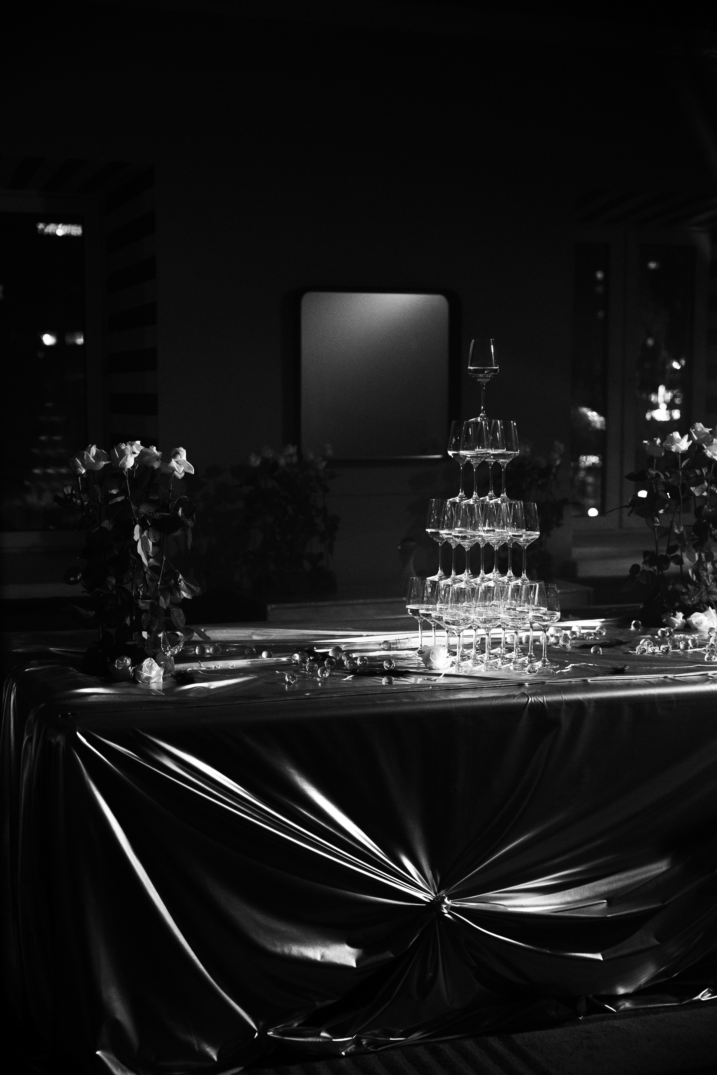 GOSHA KARTSEV Благотворительный бал