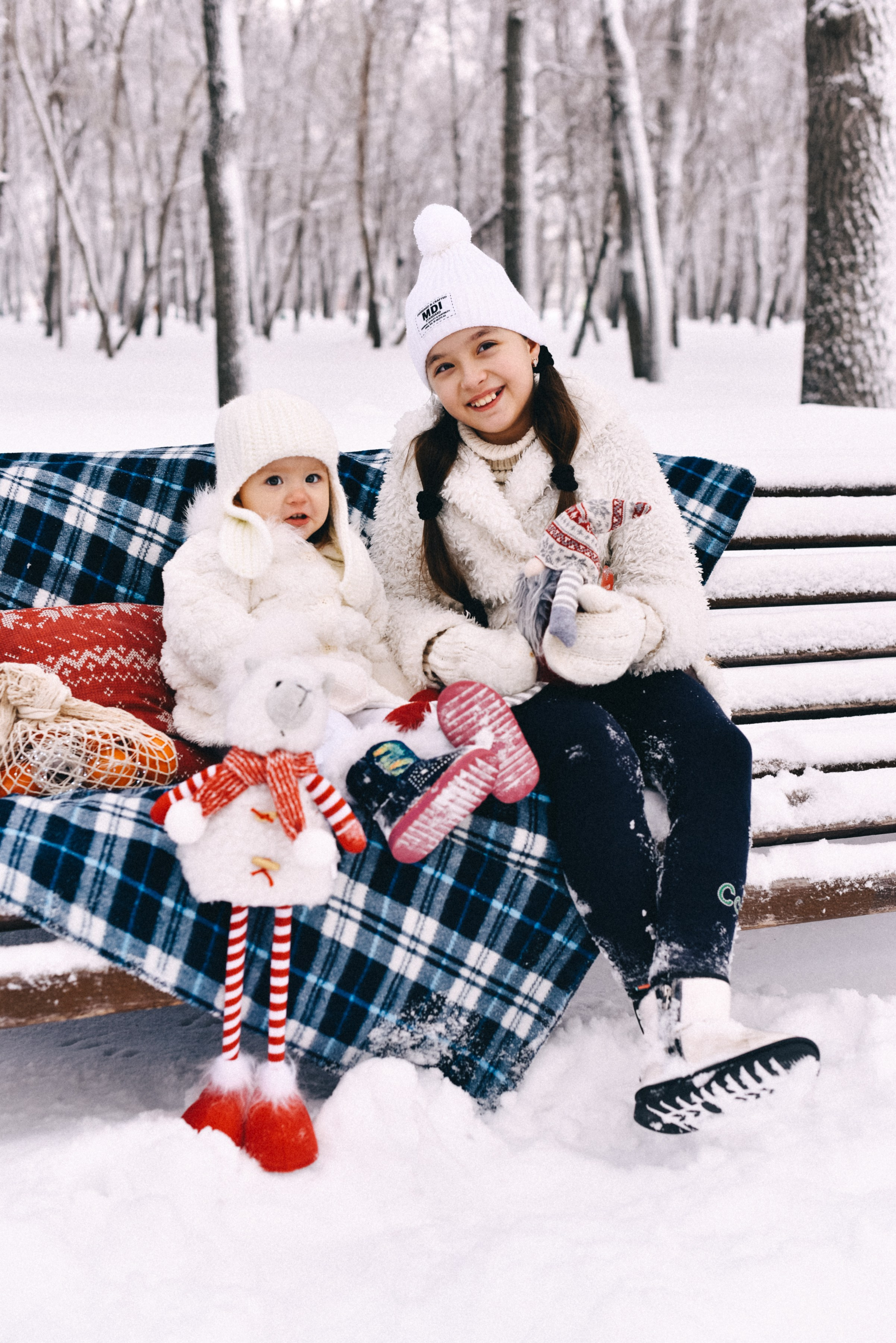 Девочки зима