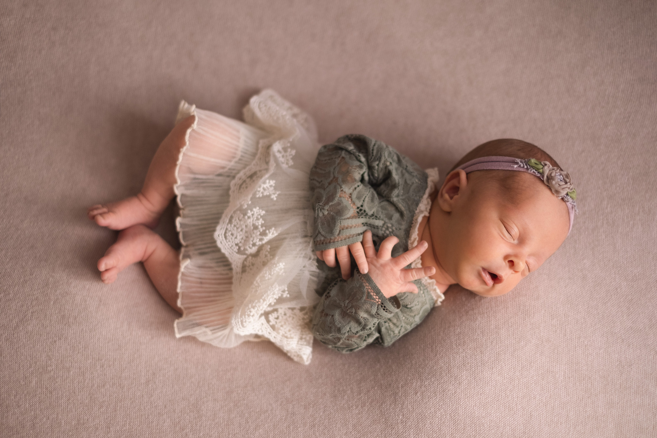 Newborn. Семейный детский ньюборн фотограф в Москве Марта Петрова