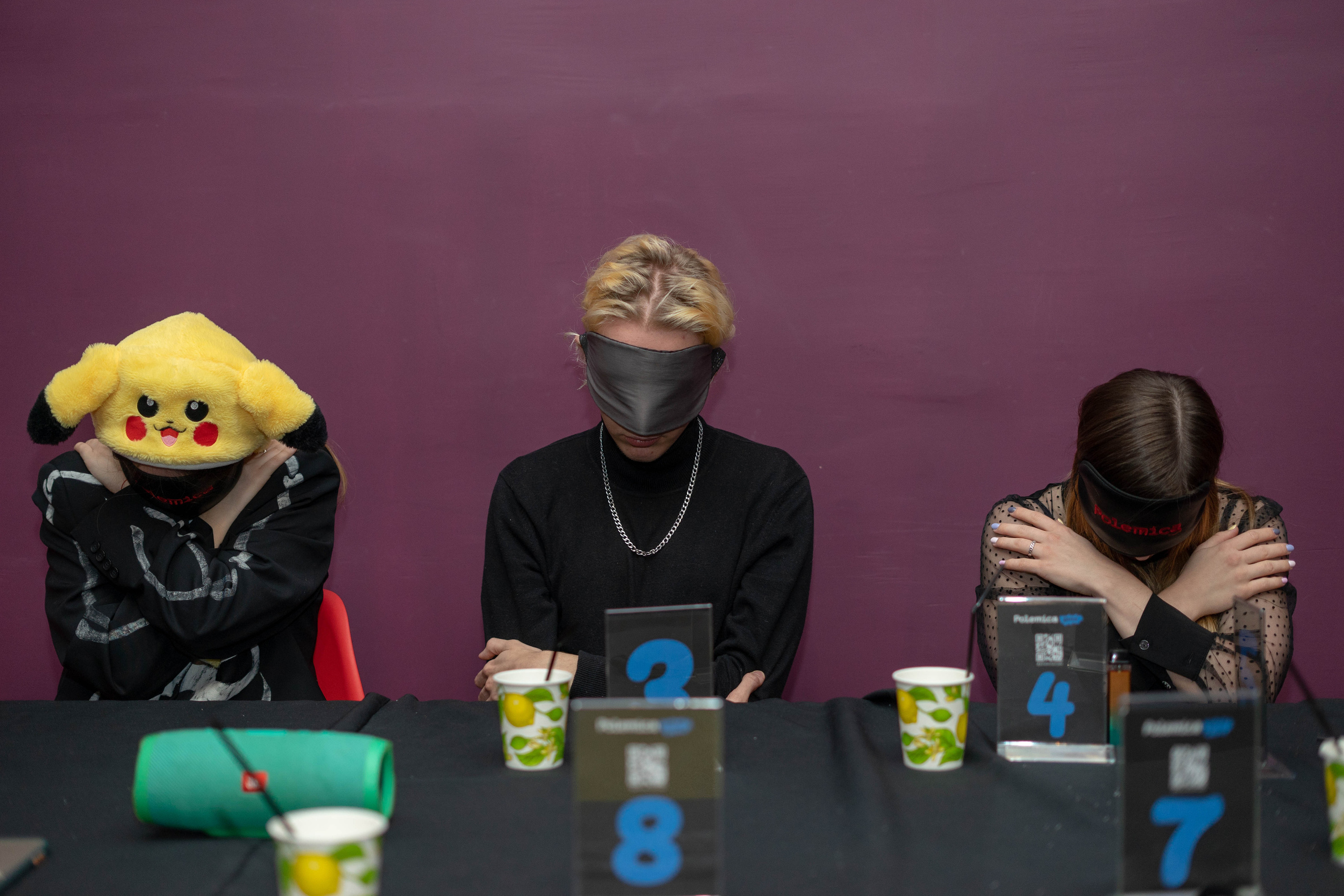 Игра в мафию в клубе polemica. Фотограф Елизавета Потешкина