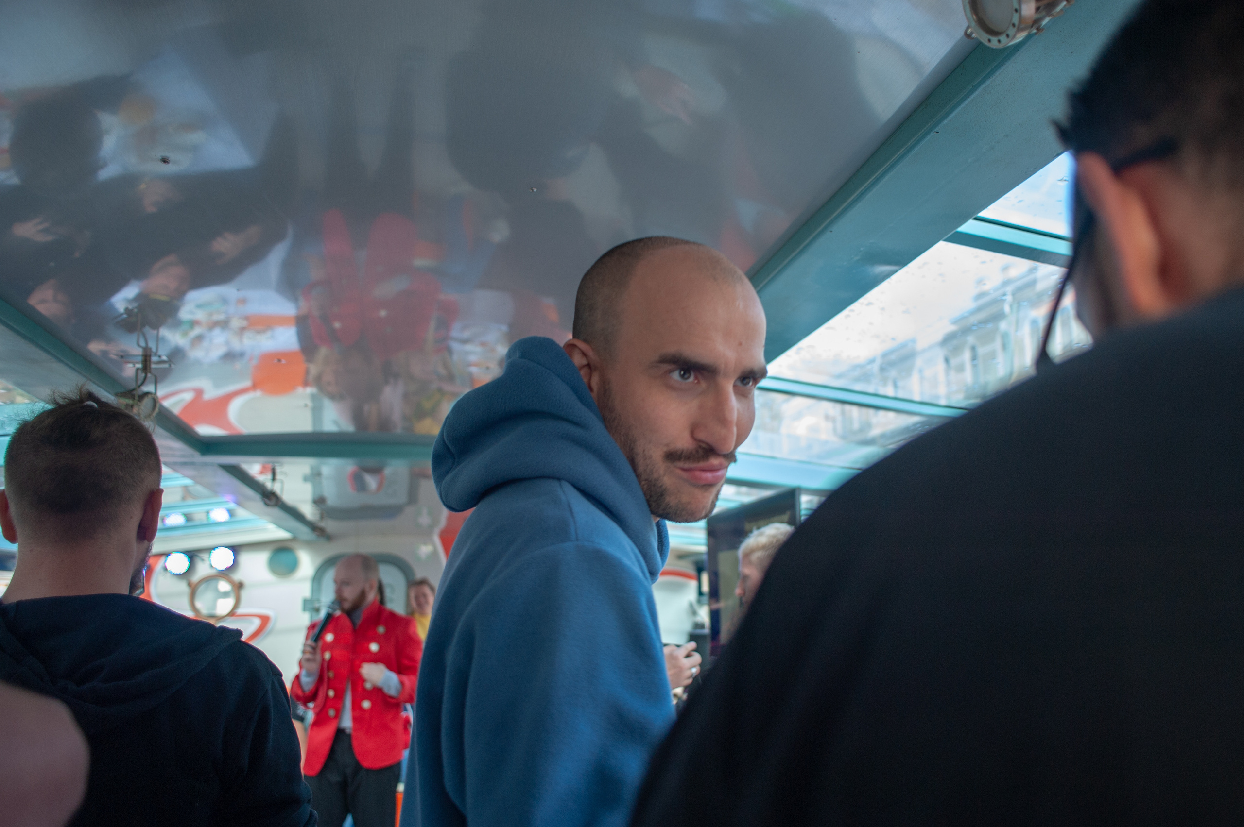 Корпоратив на катере. Фотограф Елизавета Потешкина