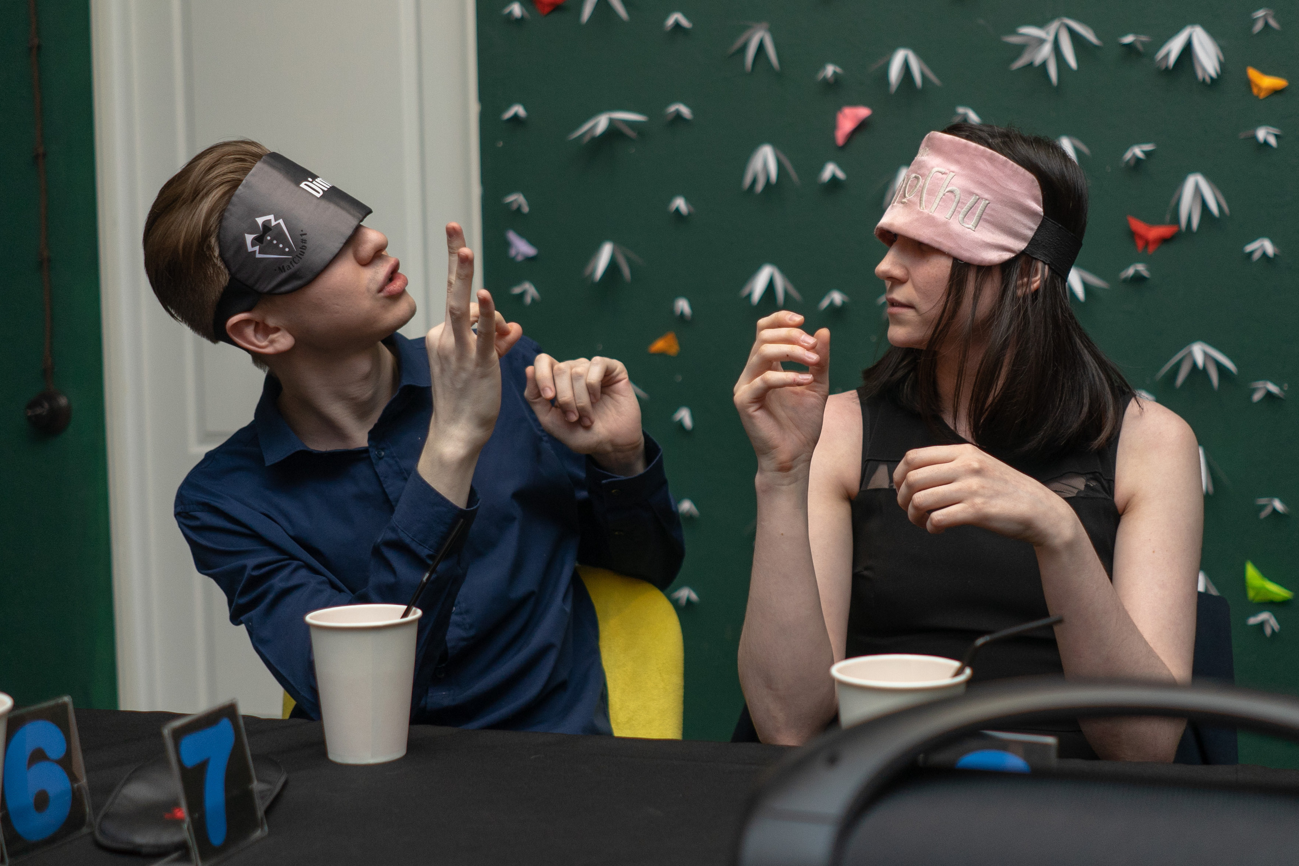 Игра в мафию в клубе polemica. Фотограф Елизавета Потешкина