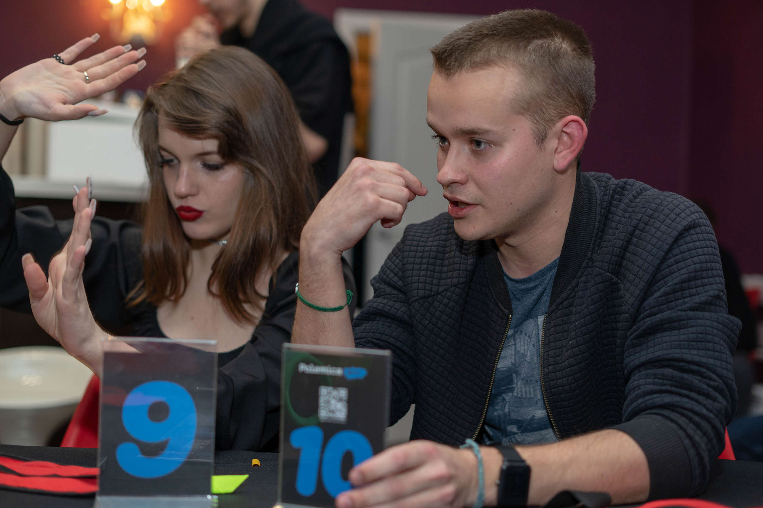 Игра в мафию в клубе polemica. Фотограф Елизавета Потешкина