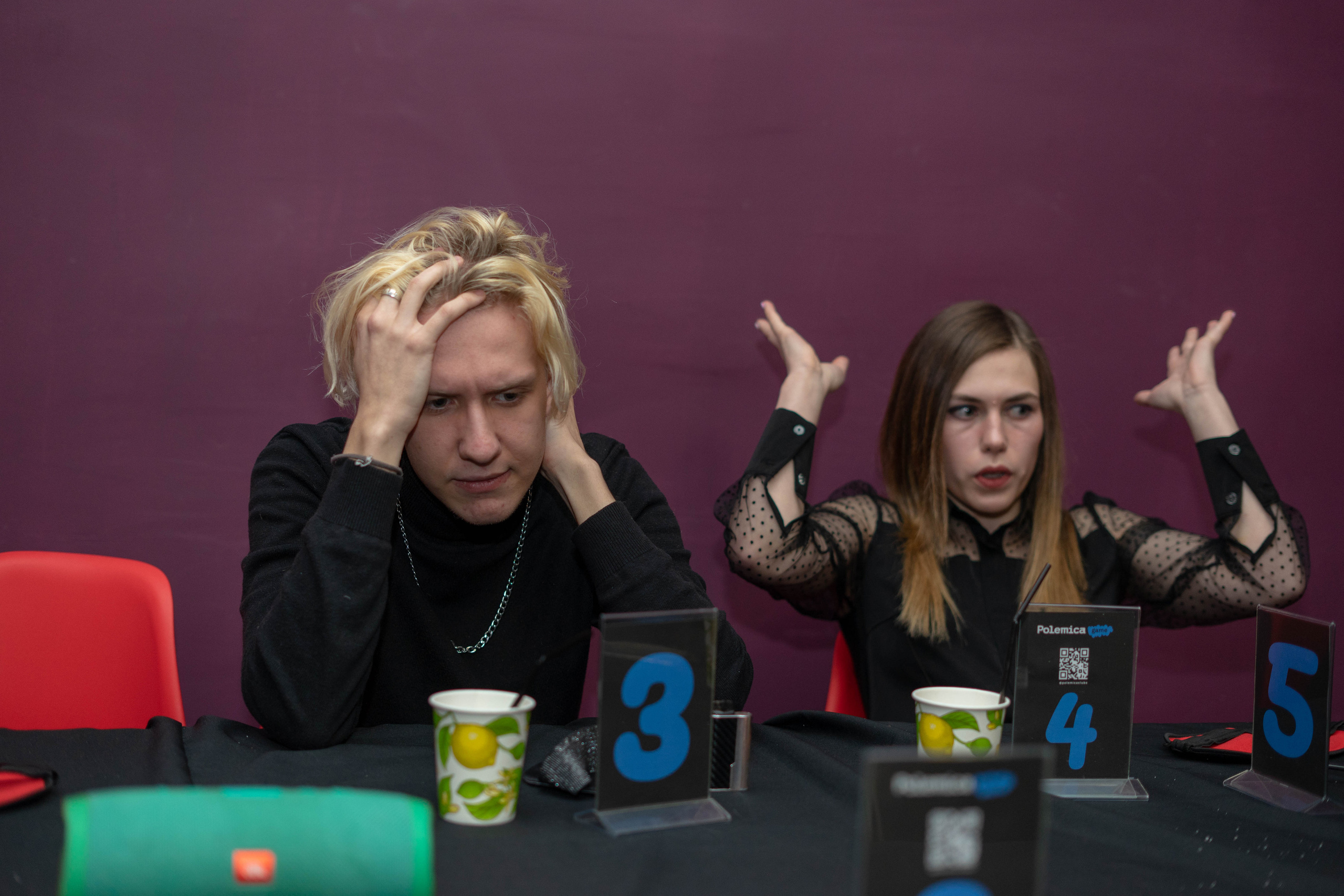 Игра в мафию в клубе polemica. Фотограф Елизавета Потешкина