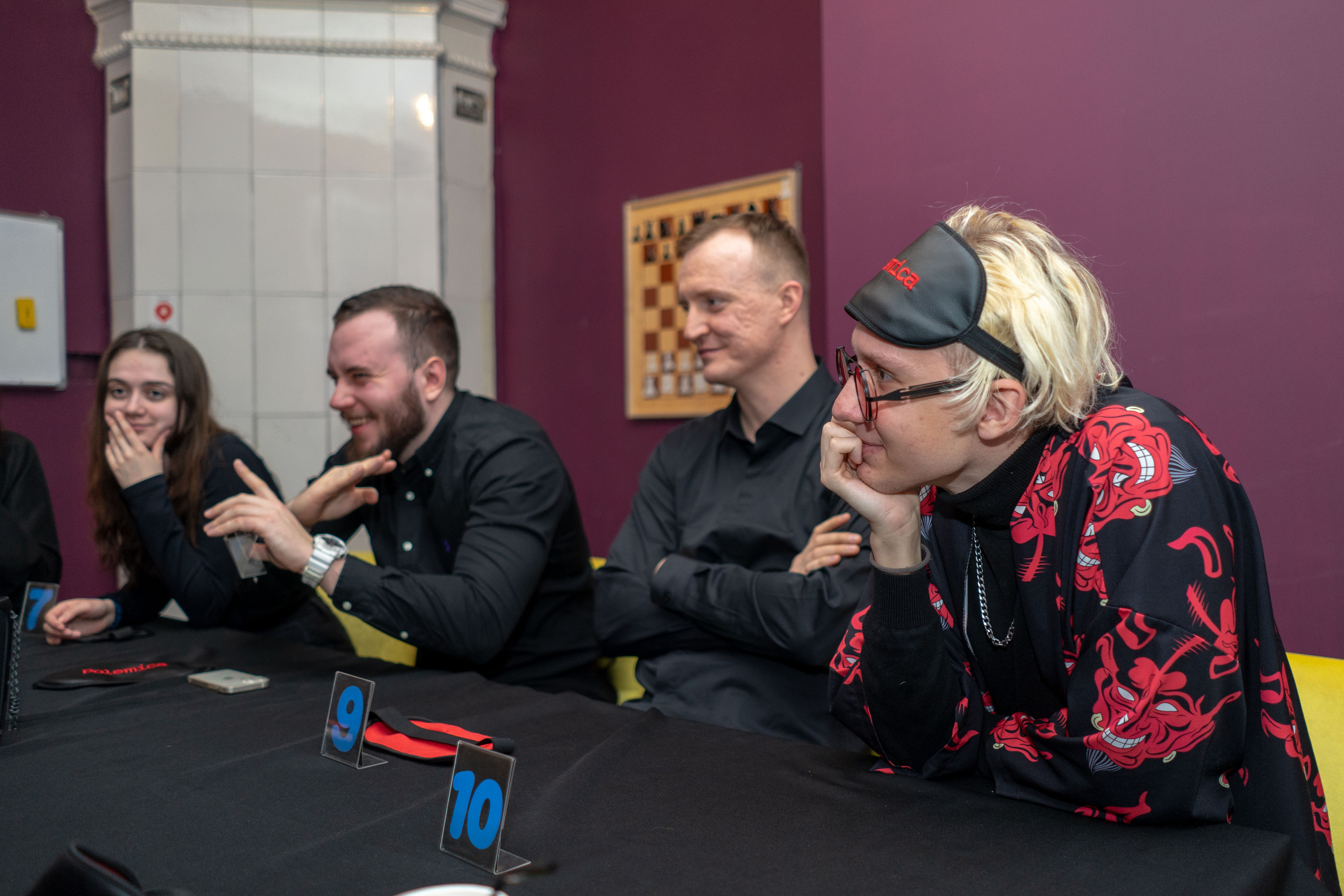 Игра в мафию в клубе polemica. Фотограф Елизавета Потешкина