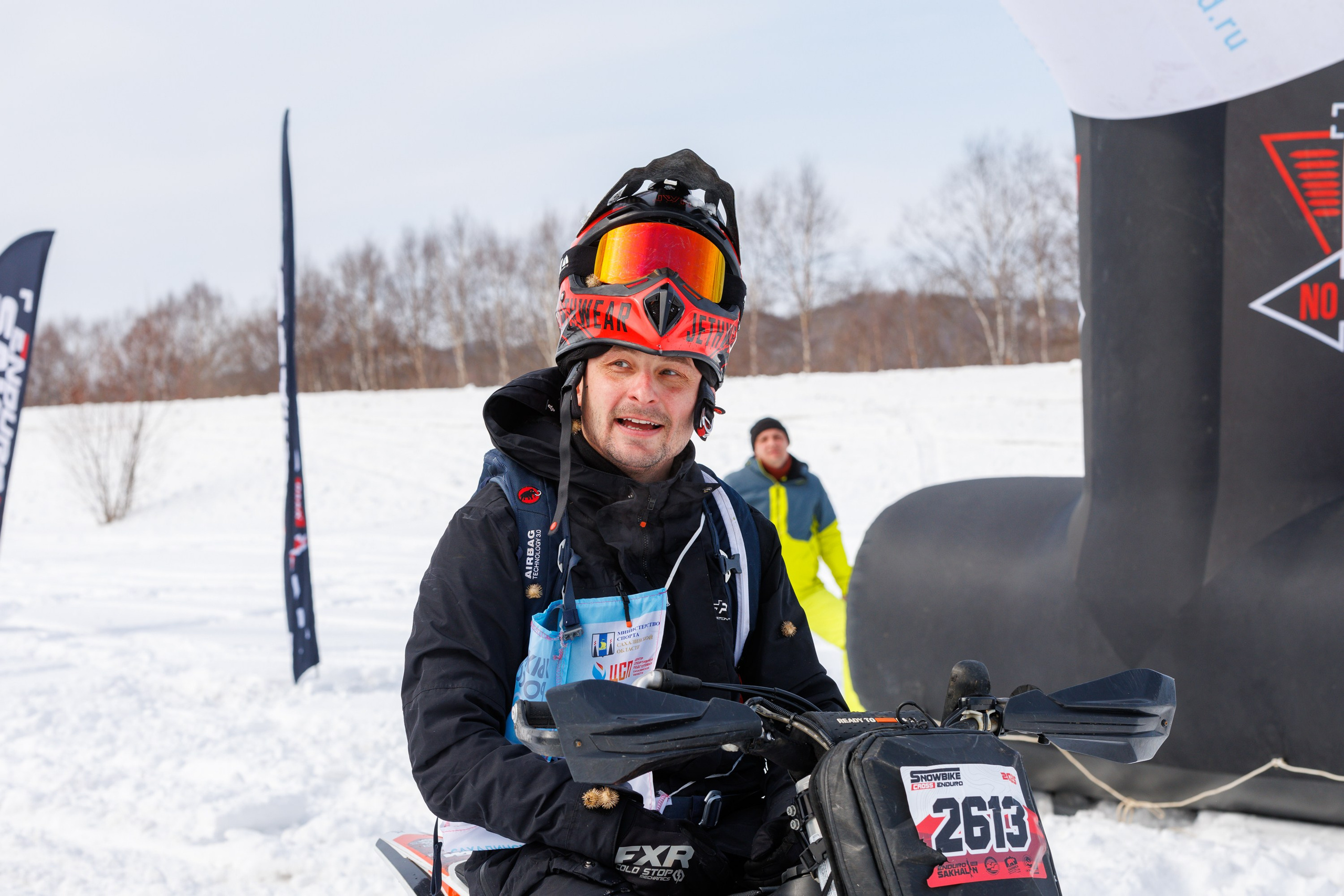 Чемпионат Экстрим Эндуро на сноубайках. Свадебный, семейный и репортажный фотограф в Южно-Сахалинске Артур Петросян