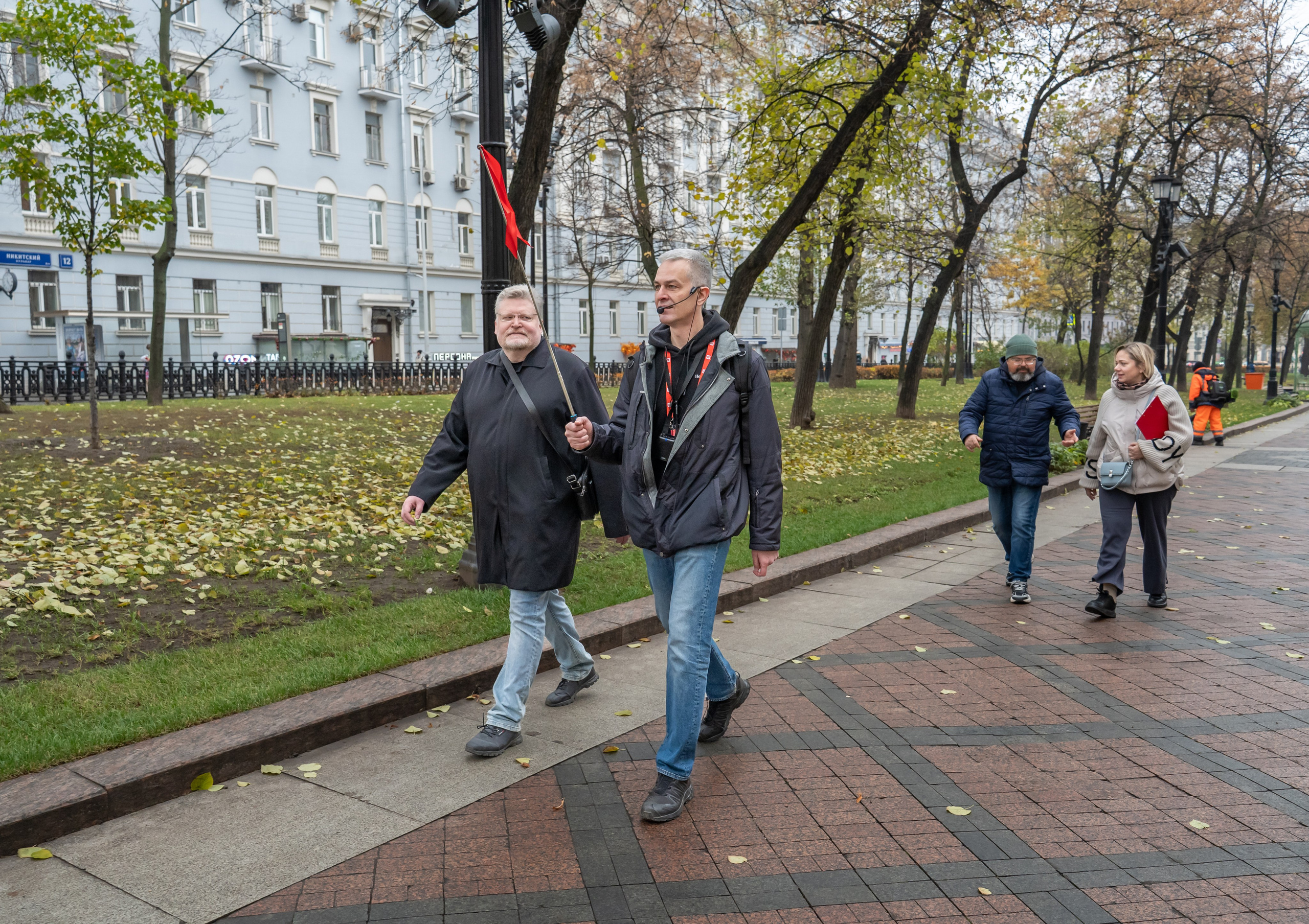 Гид Денис. Фотограф в Москве