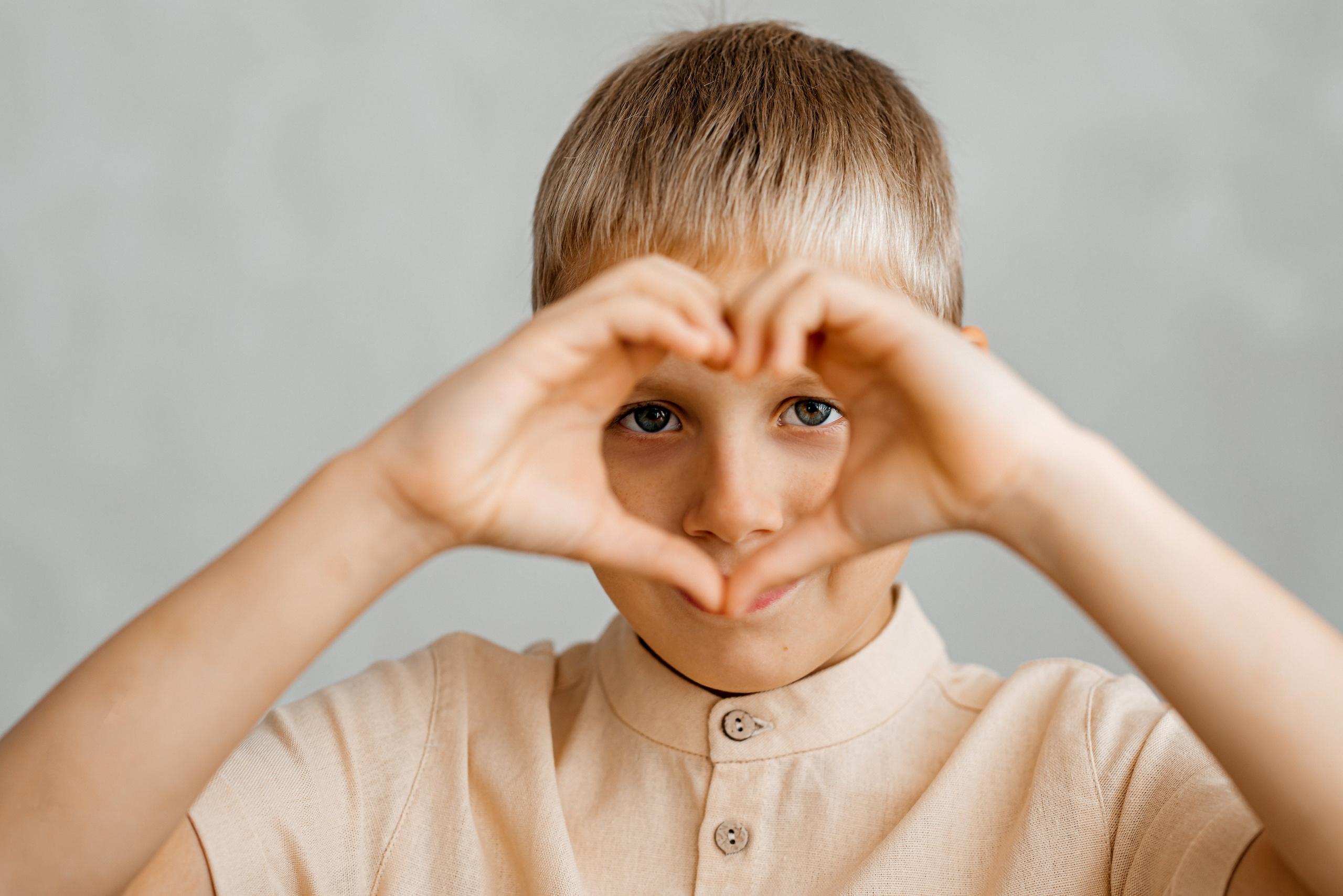 Лера, Арсений, Аврора. Фотограф Таинств Крещения и Венчания в г. Курске