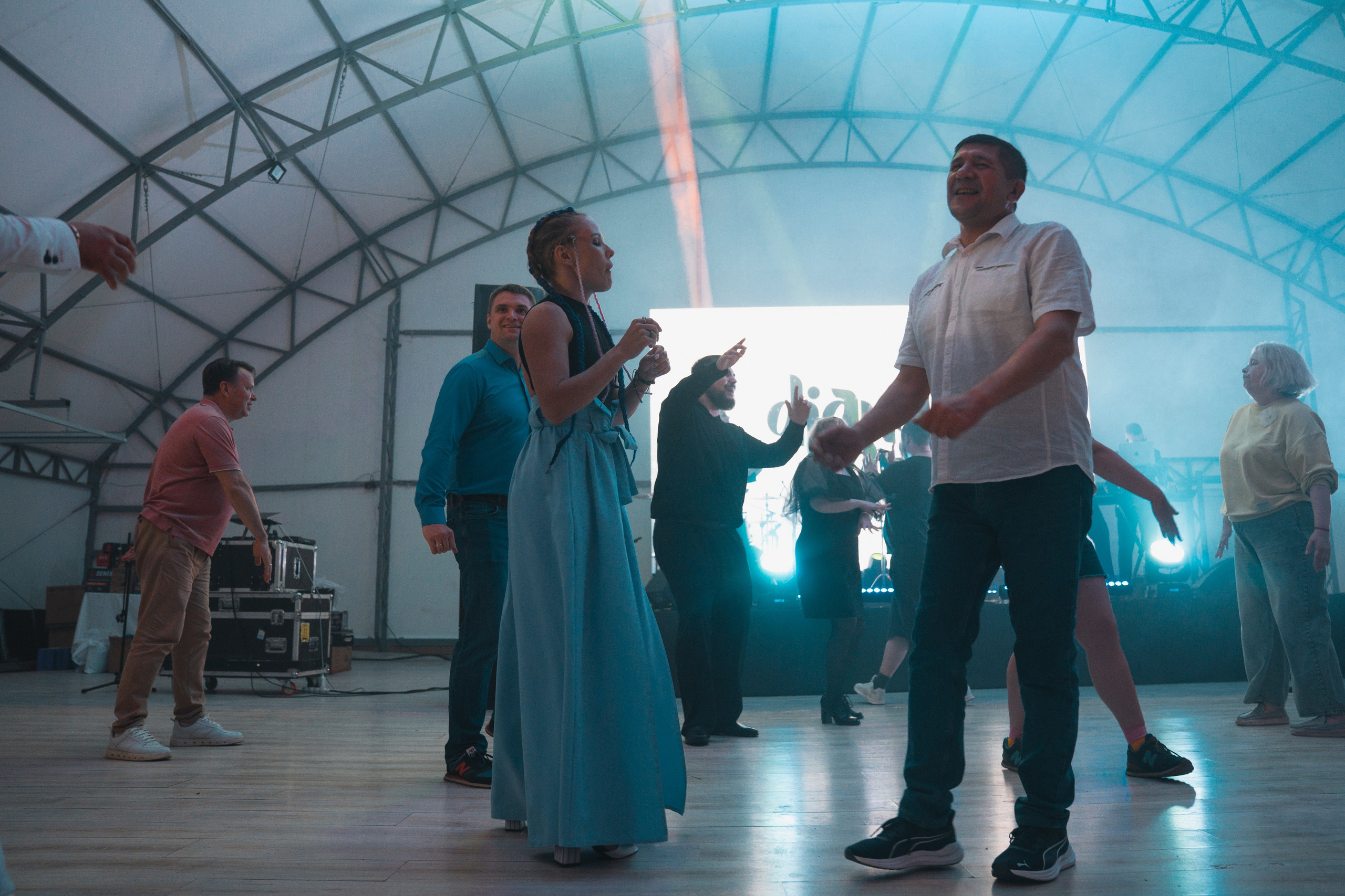 Форум «единая платформа продавцов инструментов и оборудования». Свадебный фотограф в Москве Кристина Чехова