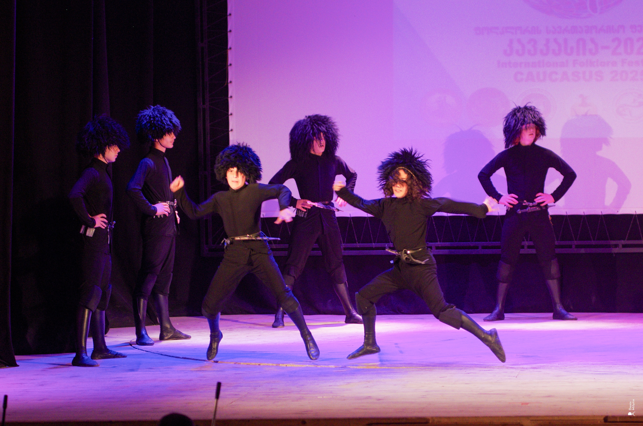 Танцы в прекрасном Они. Портретный фотограф Денис Милютин