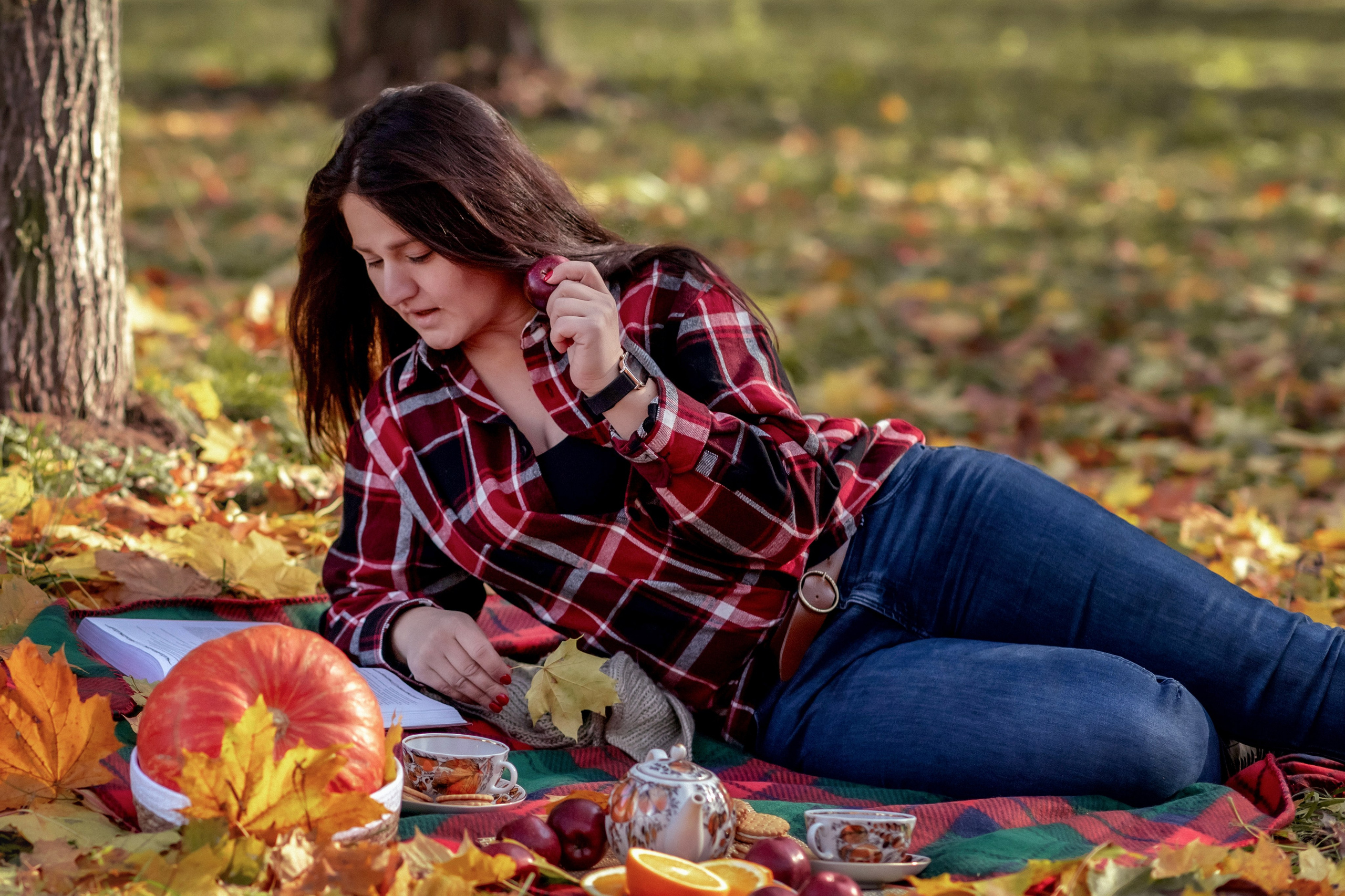 ЖЕНСКИЙ портрет. Фотограф Алина Лебедь