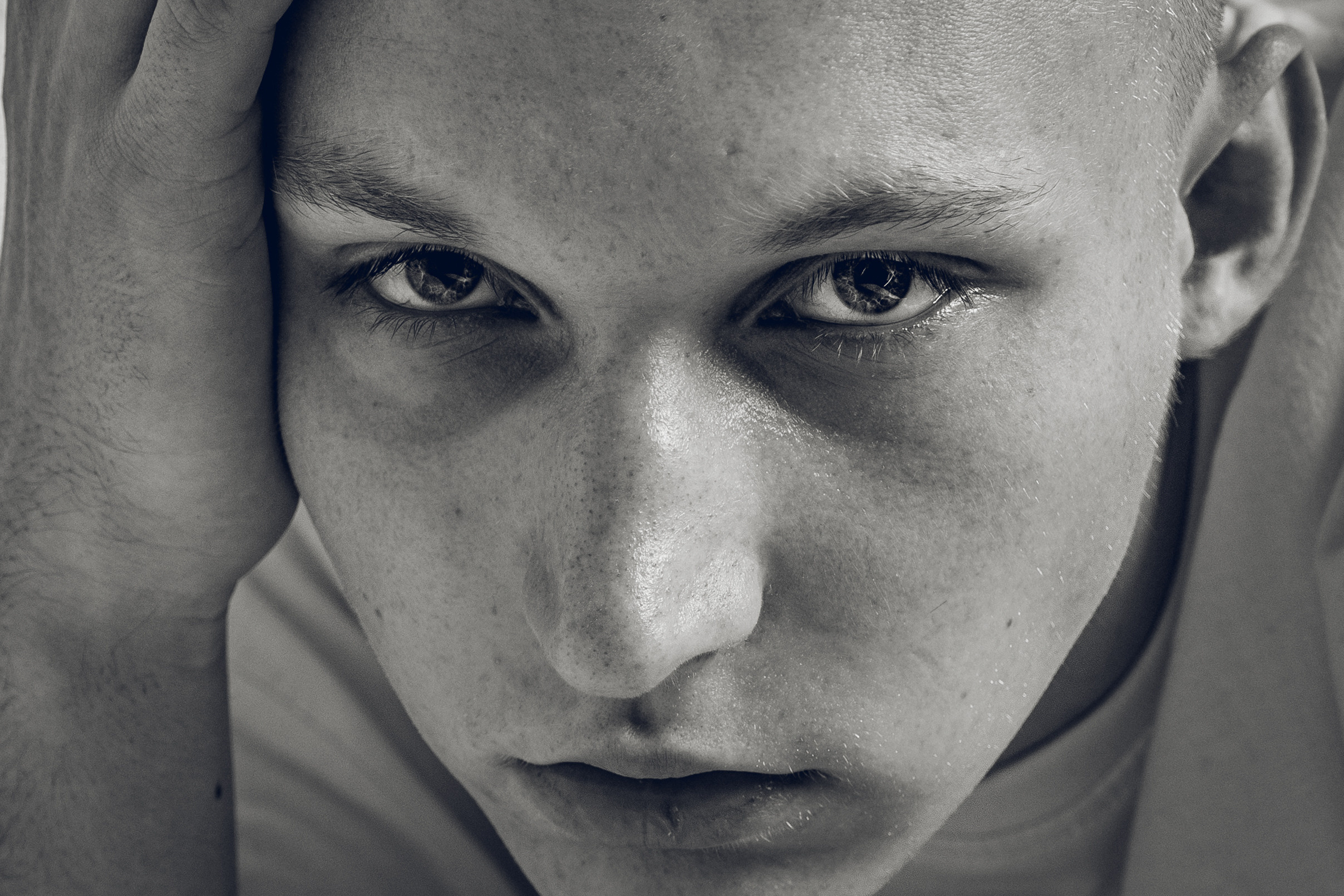 Богдан. Контент для ведения социальных сетей. Фотосессия в Спб в студии, фотограф Панютина Марина