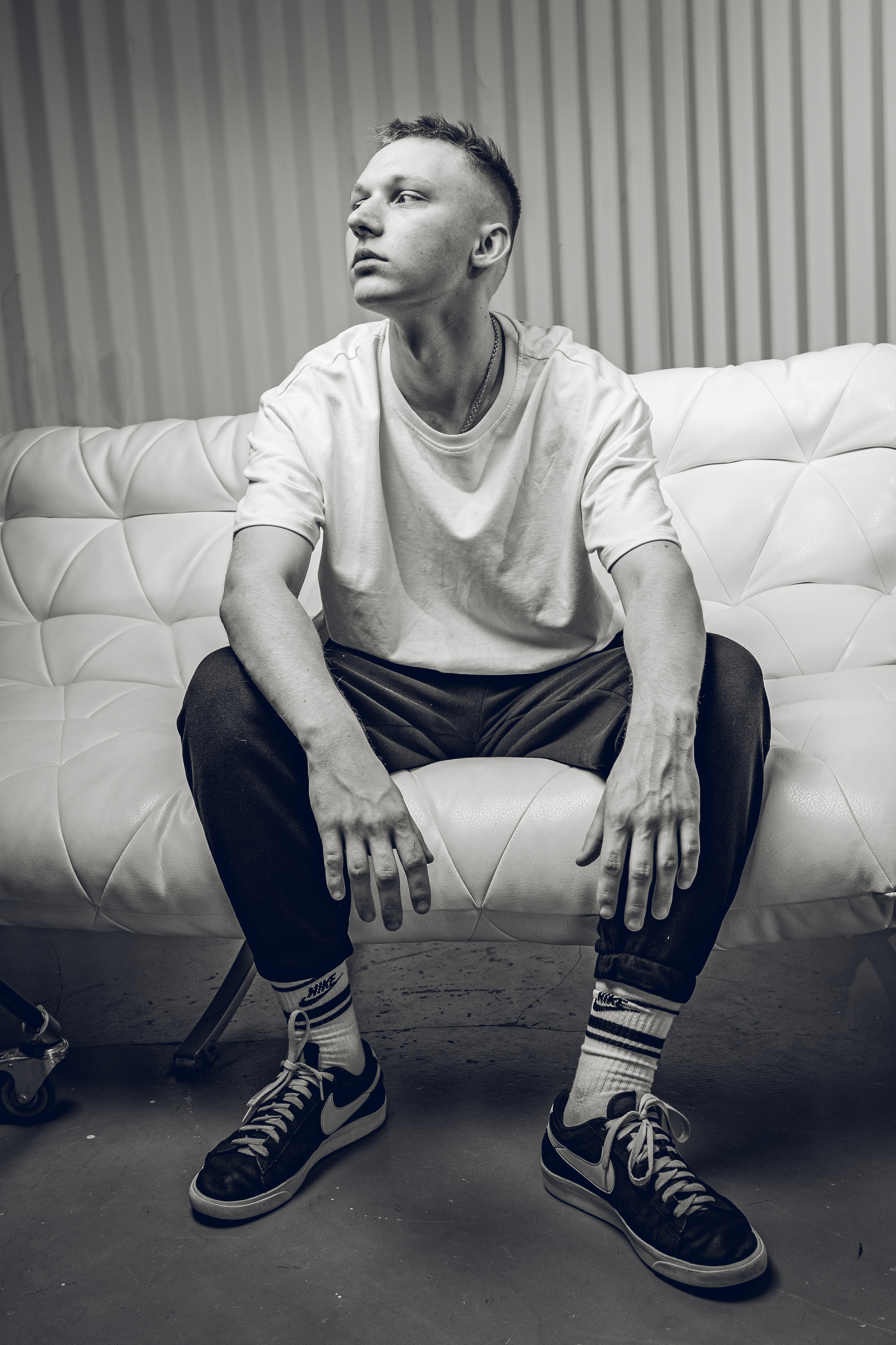 Богдан. Контент для ведения социальных сетей. Фотосессия в Спб в студии, фотограф Панютина Марина