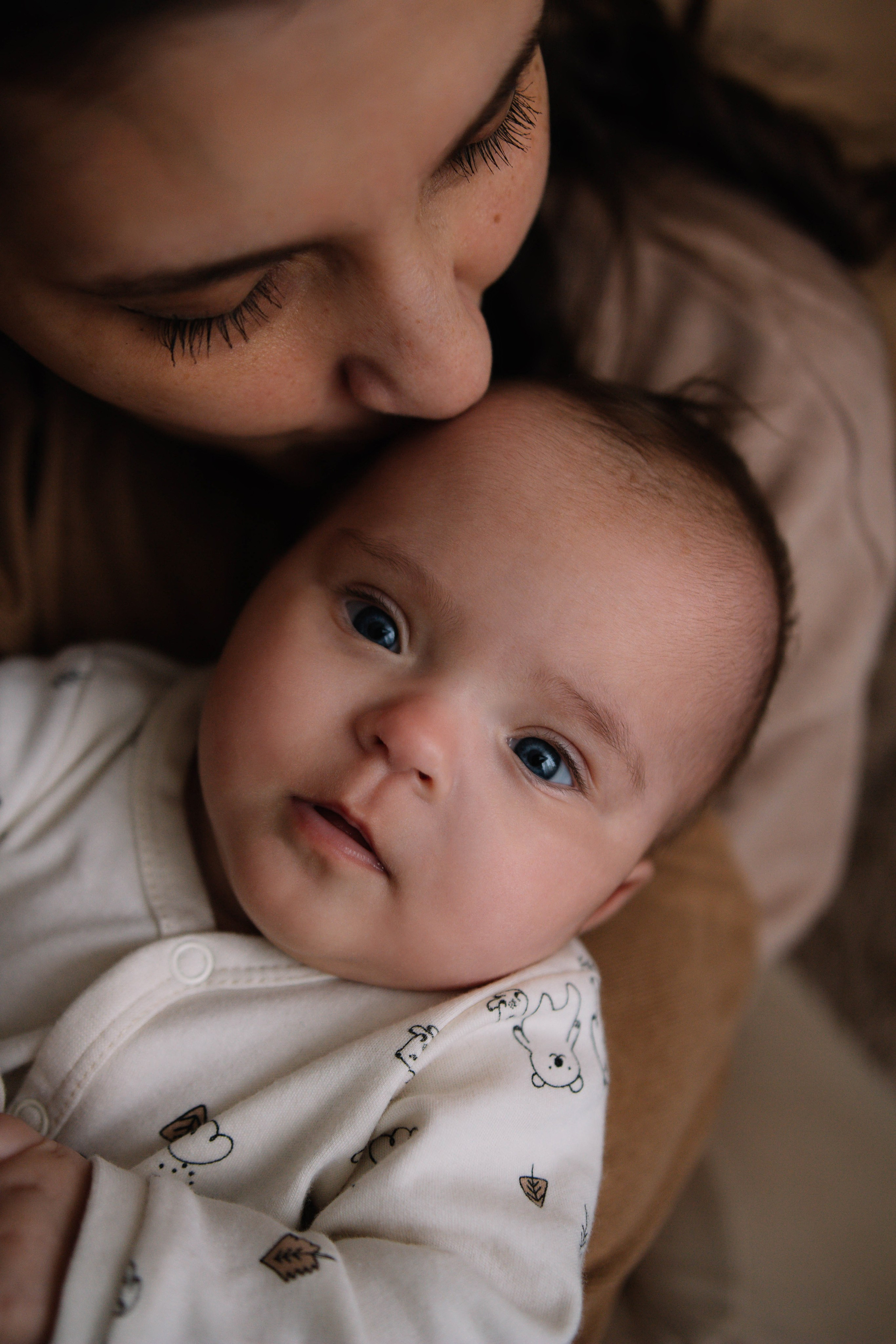 Домашняя фотосессия с малышом. Свадебные и индивидуальные съемки в Санкт-Петербурге фотограф Анна Жирохова