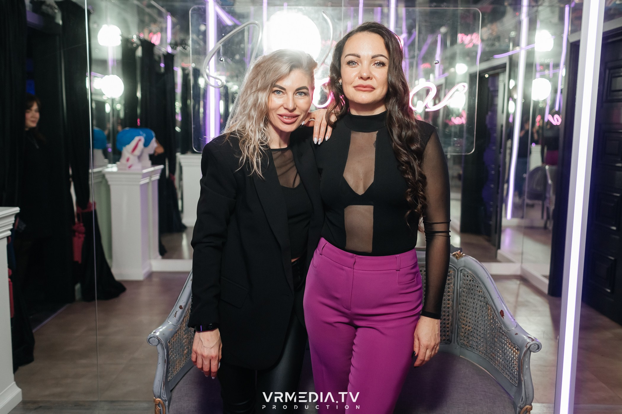 PARODY SHOW в караоке-баре «Volna»