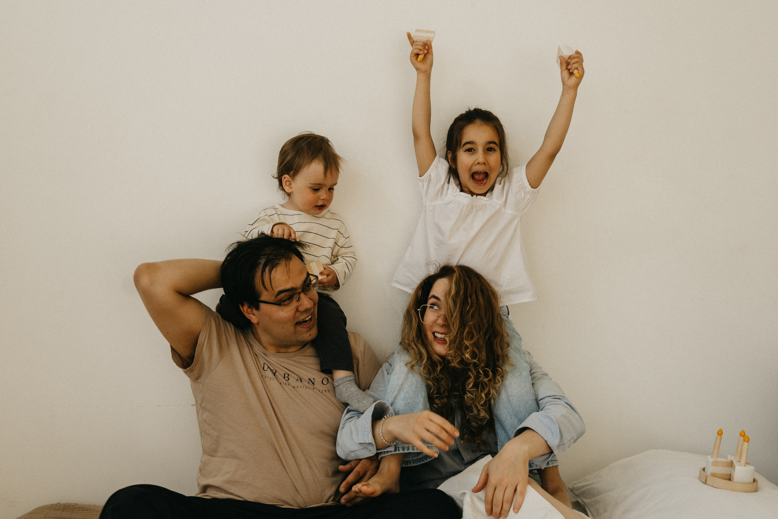 Ксюша, Женя, Аня, Дима. Главная