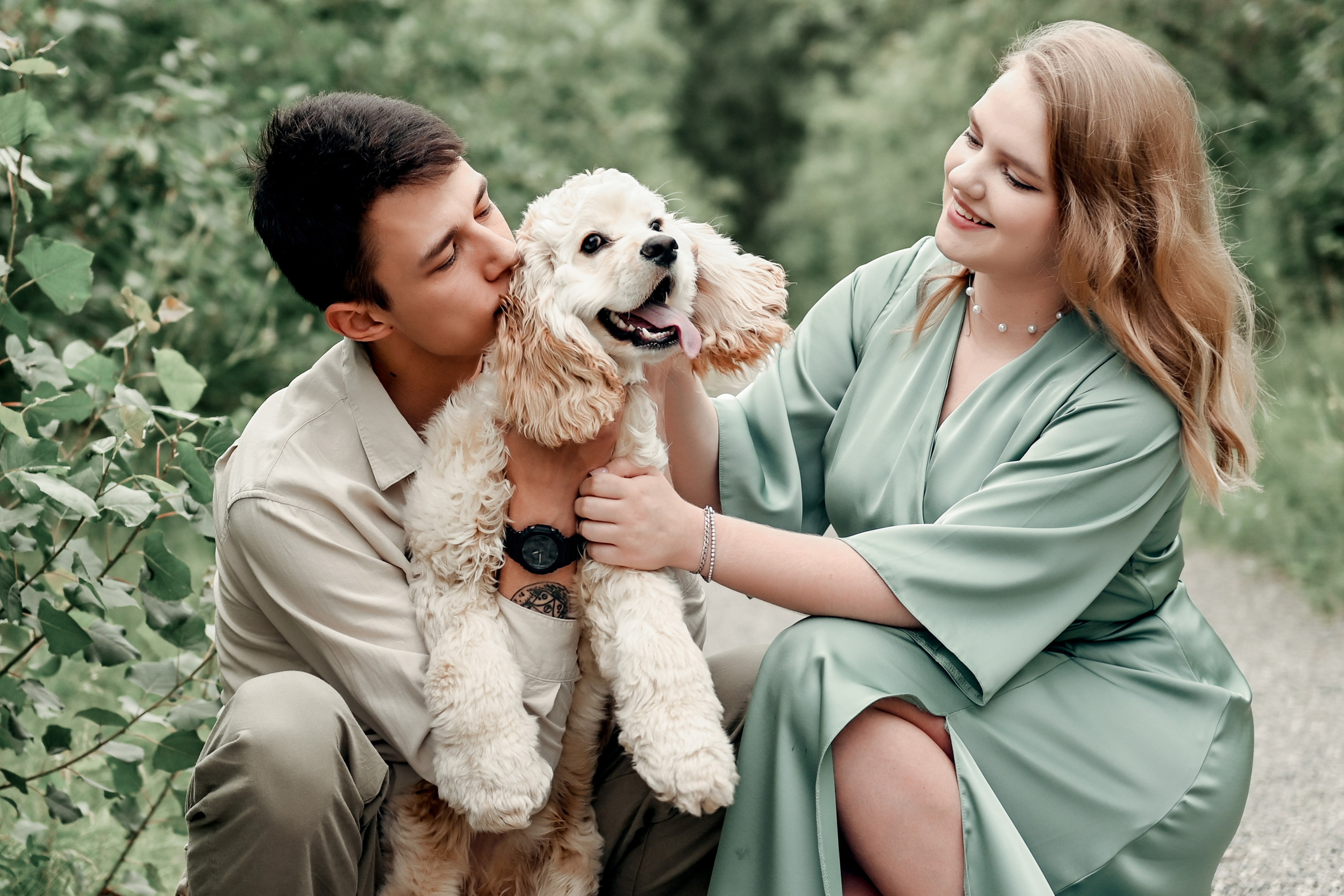 Love story прогулка вместе с песиком))). Свадебный, семейный, детский, контент фотограф в Омске Максим Ильин